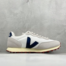 VEJA ESPLAR 休闲轻便耐磨经典跑步鞋 不撞款的运动鞋👟|法国小众品牌Veja,增高于有形,Veja小白鞋妥妥的 VEJA ESPLAR 休闲轻便耐磨经典跑步鞋 不撞款的运动鞋👟|法国小众品牌Veja,增高于有形,Veja小白鞋妥妥的