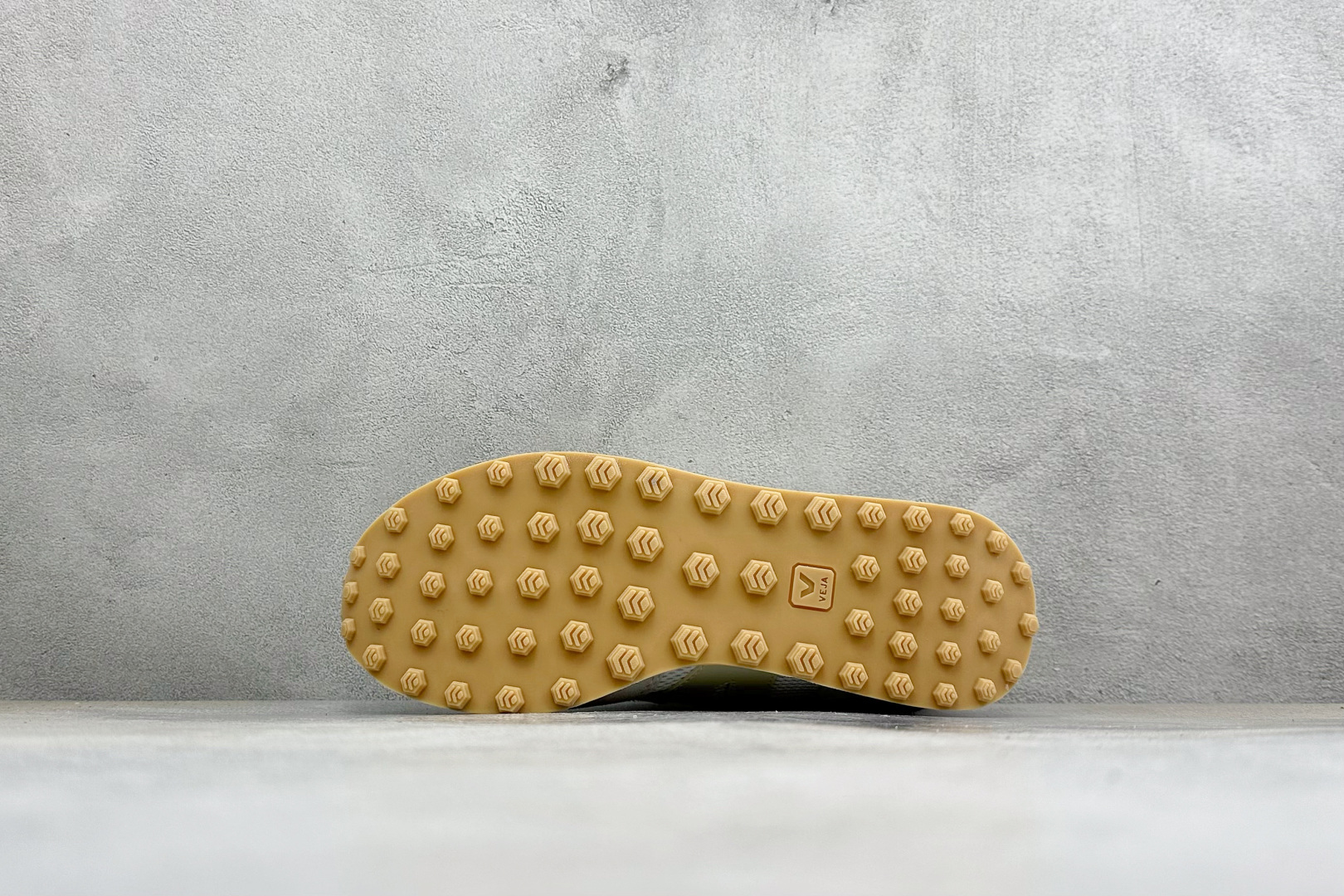 VEJA ESPLAR 休闲轻便耐磨经典跑步鞋 不撞款的运动鞋👟｜法国小众品牌Veja，增高于有形，Veja小白鞋妥妥的