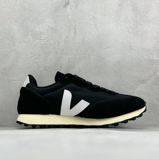VEJA ESPLAR 休闲轻便耐磨经典跑步鞋 不撞款的运动鞋👟|法国小众品牌Veja,增高于有形,Veja小白鞋妥妥的 VEJA ESPLAR 休闲轻便耐磨经典跑步鞋 不撞款的运动鞋👟|法国小众品牌Veja,增高于有形,Veja小白鞋妥妥的