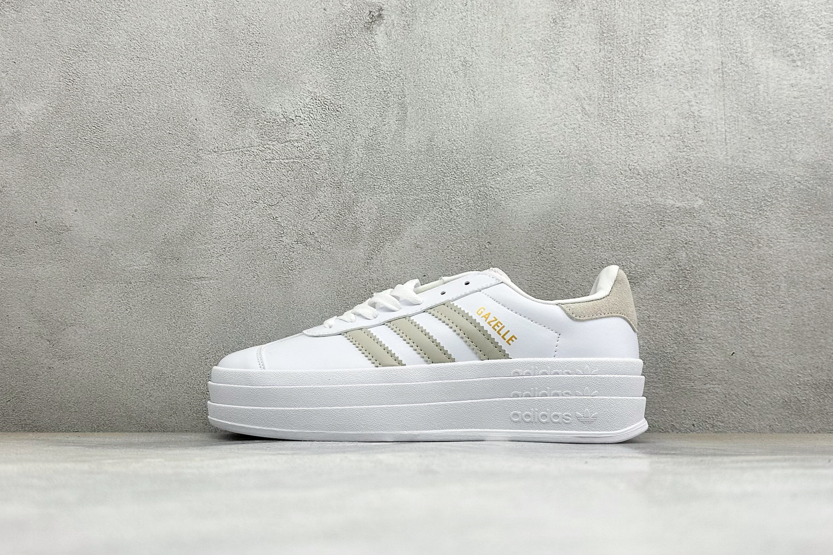 福利特价 Adidas Originals Gazelle Bold 三叶草厚底休闲防滑耐磨低帮板鞋 #原厂原数据版型 福利特价 Adidas Originals Gazelle Bold 三叶草厚底休闲防滑耐磨低帮板鞋 #原厂原数据版型