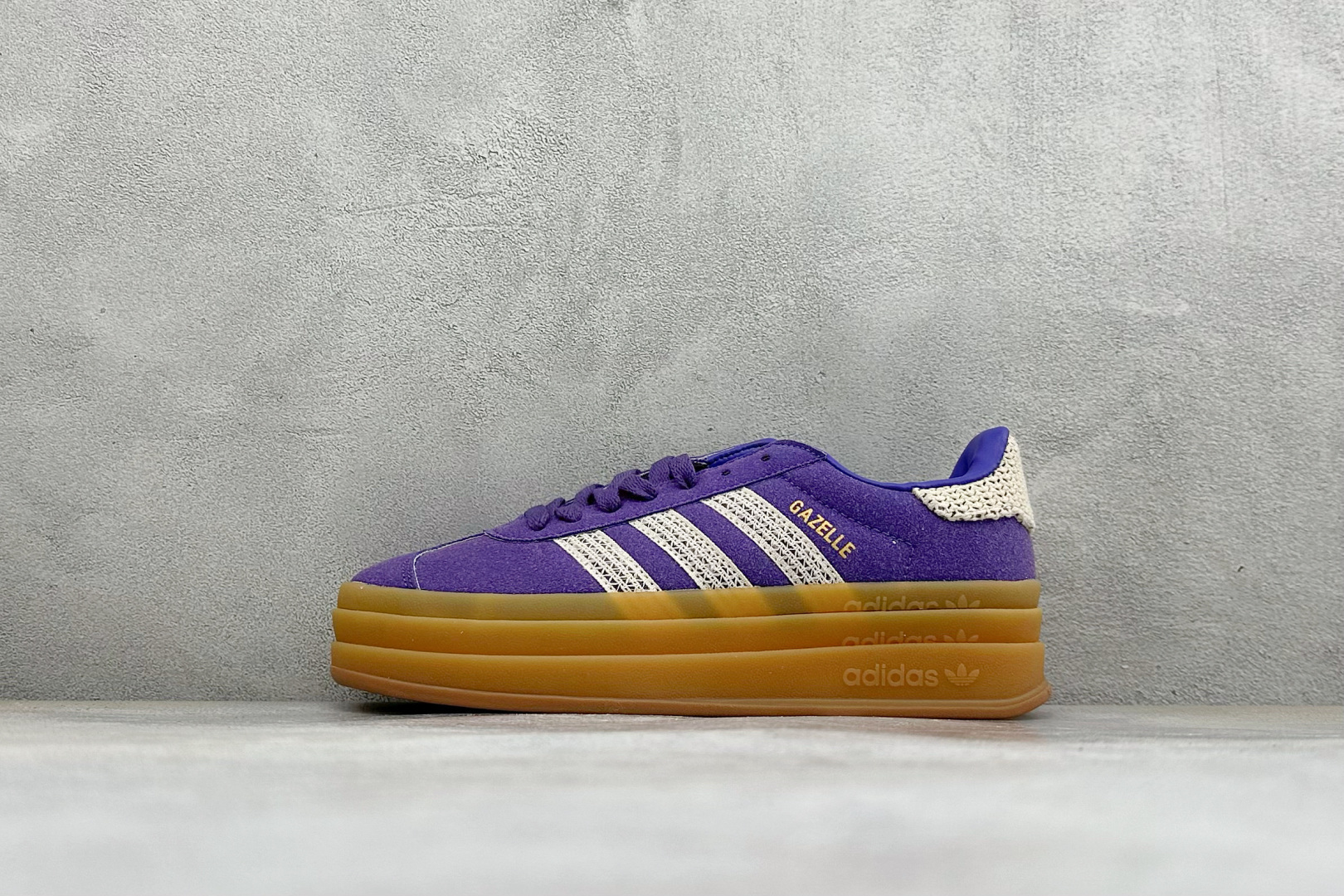 福利特价 Adidas Originals Gazelle Bold 三叶草厚底休闲防滑耐磨低帮板鞋 #原厂原数据版型 福利特价 Adidas Originals Gazelle Bold 三叶草厚底休闲防滑耐磨低帮板鞋 #原厂原数据版型