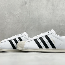 ADIDAS SUPERSTAR LO PRO 三叶草经典薄底贝壳头系列 新款休闲潮流板鞋 鞋面柔软织物材质 标志性的贝 ADIDAS SUPERSTAR LO PRO 三叶草经典薄底贝壳头系列 新款休闲潮流板鞋 鞋面柔软织物材质 标志性的贝