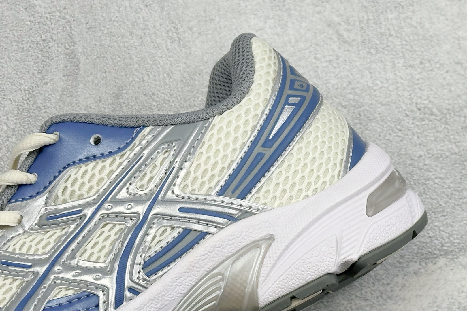 福利特价 YD版ASICS GEL-1130 亚瑟士复古减震透气运动休闲跑鞋 货号: 1201A164-110 