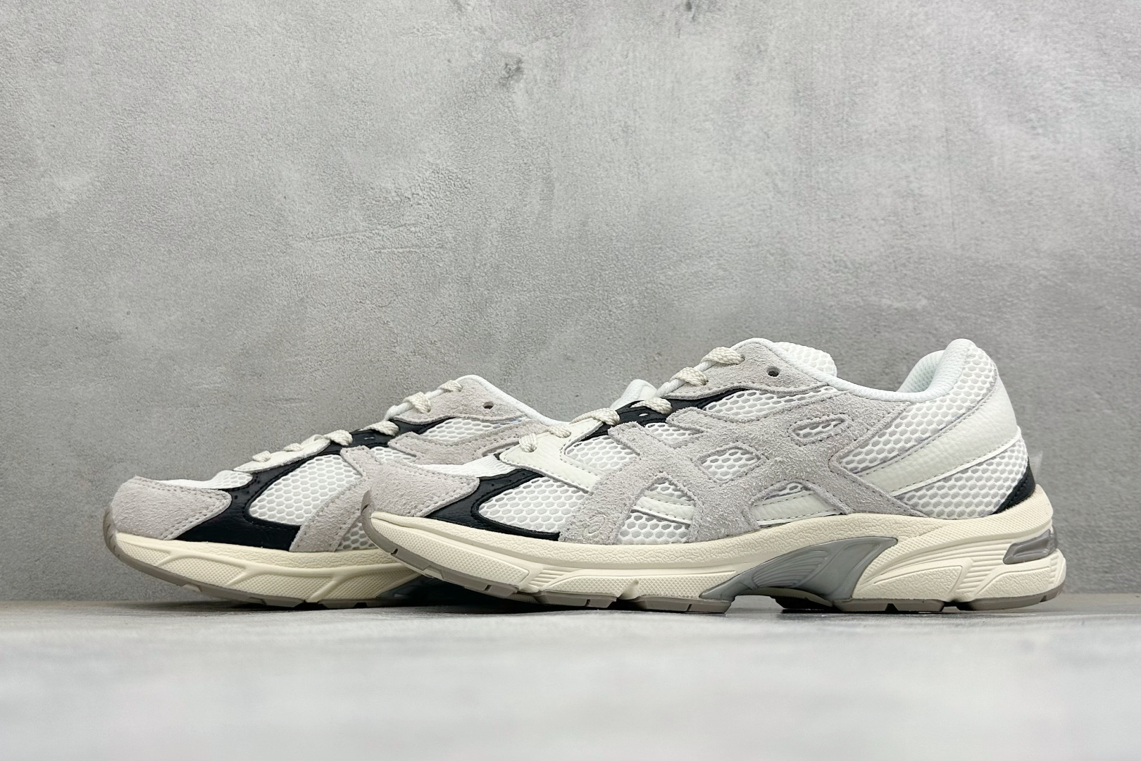 福利特价 YD版ASICS GEL-1130 亚瑟士复古减震透气运动休闲跑鞋 货号: 1201A982-200 