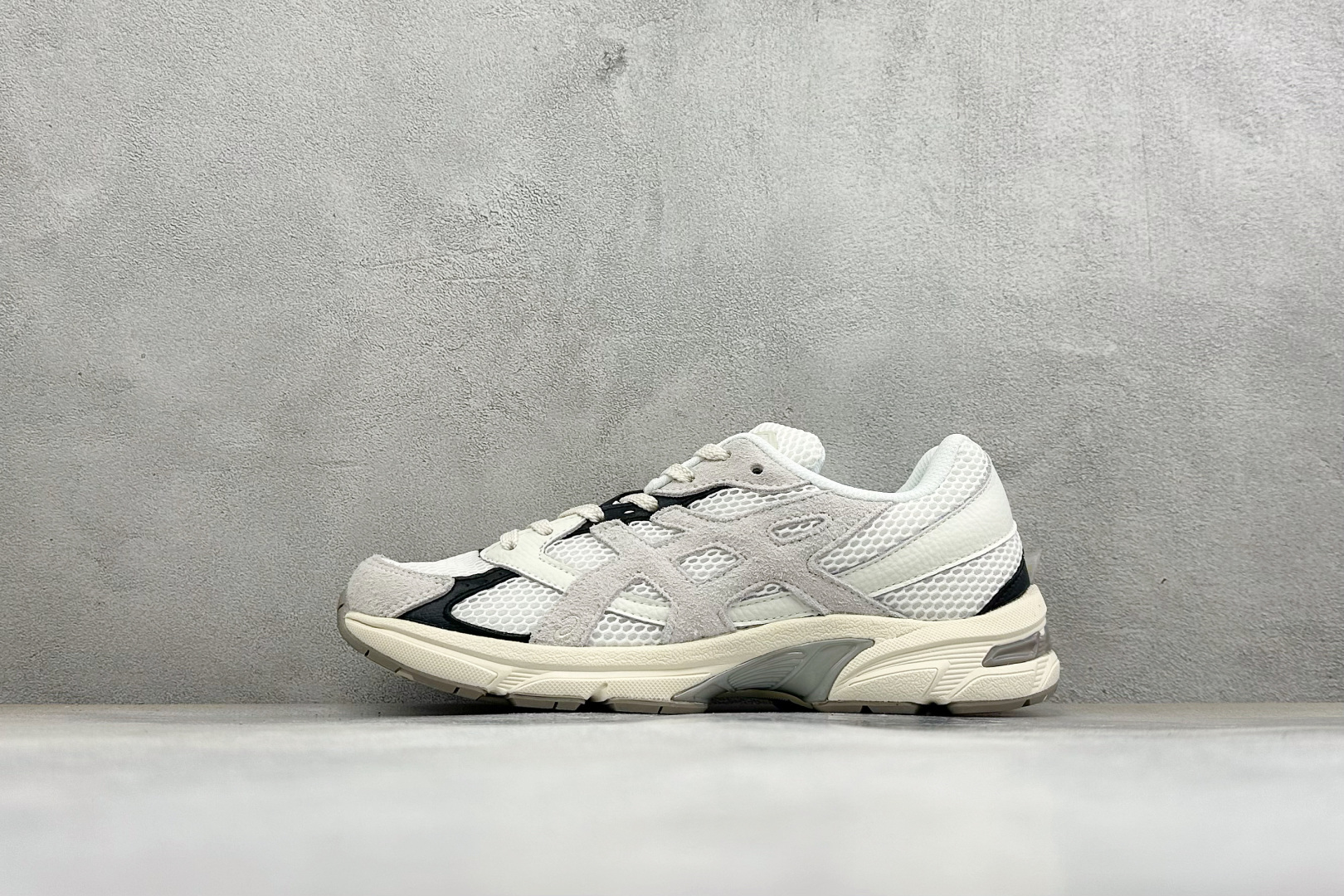 福利特价 YD版ASICS GEL-1130 亚瑟士复古减震透气运动休闲跑鞋 货号: 1201A982-200 福利特价 YD版ASICS GEL-1130 亚瑟士复古减震透气运动休闲跑鞋 货号: 1201A982-200