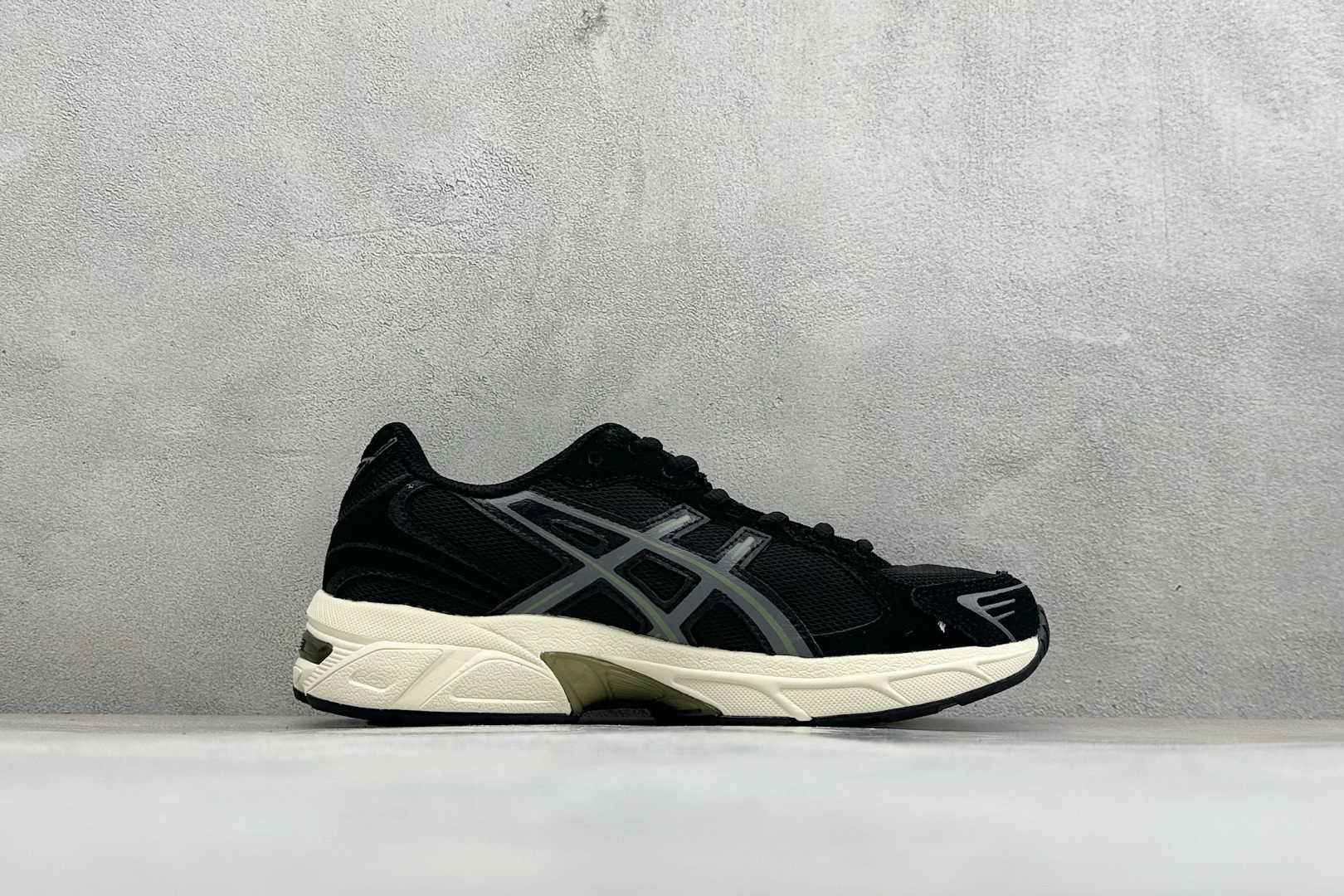 福利特价 YD版ASICS GEL-1130 亚瑟士复古减震透气运动休闲跑鞋 货号: 1201A256-002 
