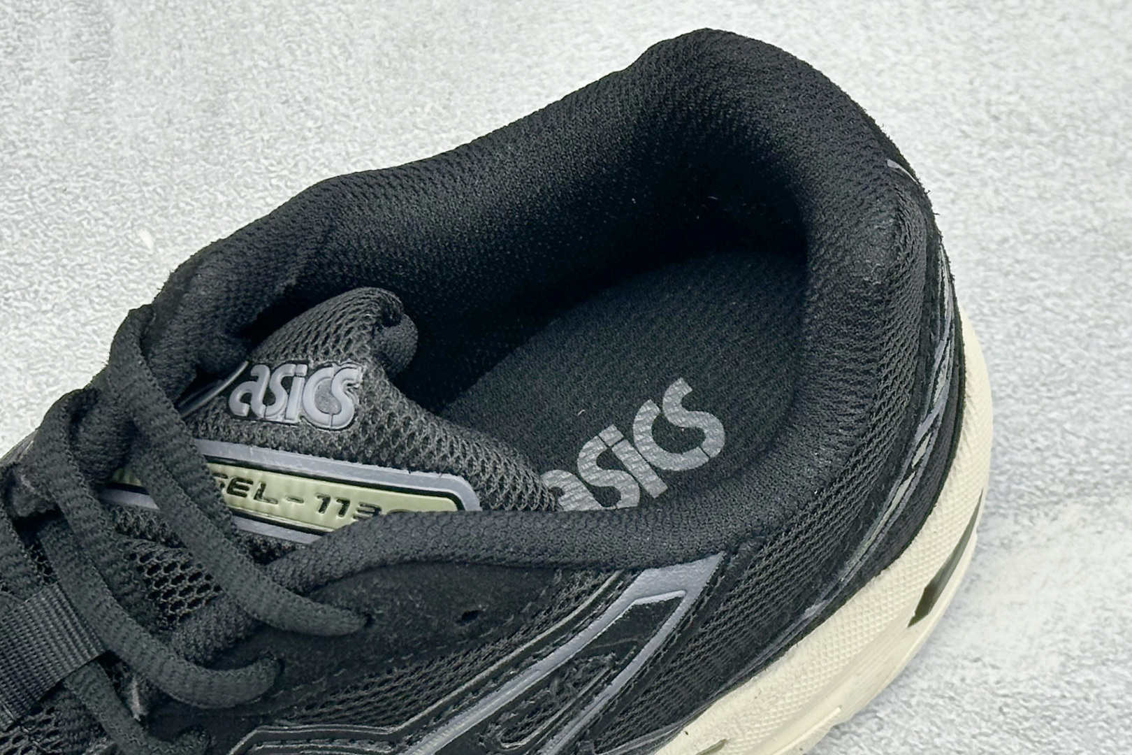 福利特价 YD版ASICS GEL-1130 亚瑟士复古减震透气运动休闲跑鞋 货号: 1201A256-002 