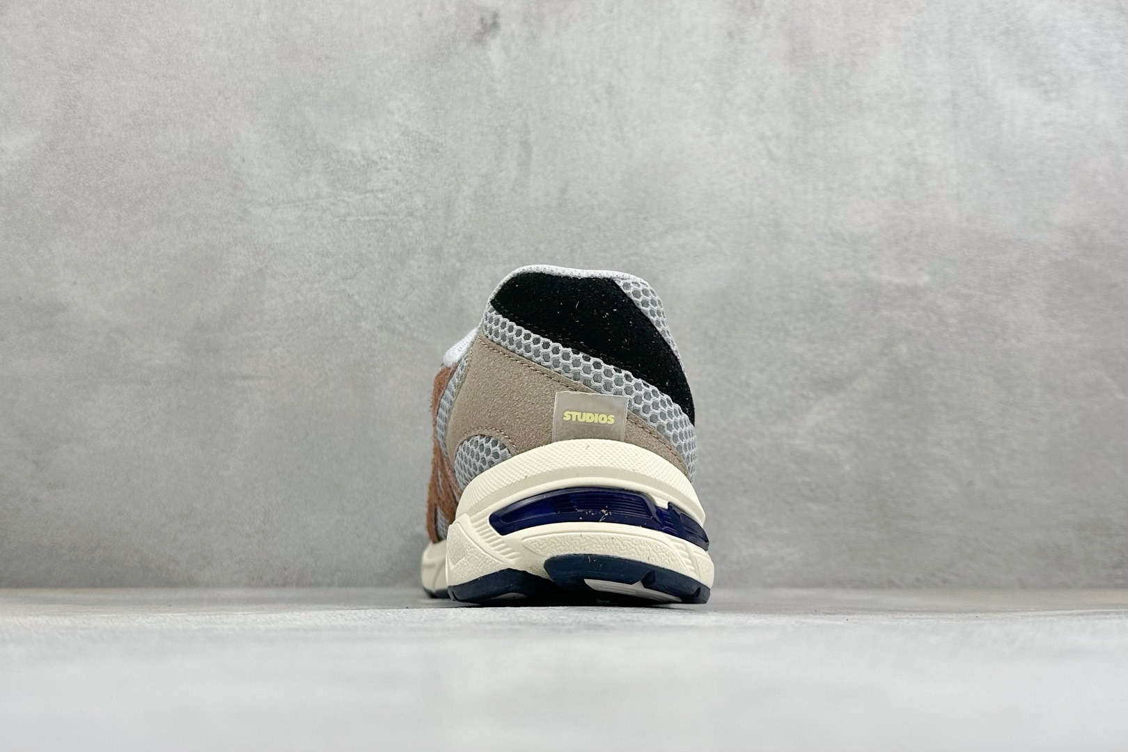 福利特价 YD版ASICS GEL-1130 亚瑟士复古减震透气运动休闲跑鞋 货号: 1201A487-020 