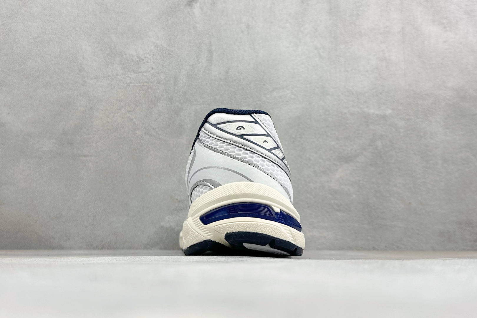 福利特价 YD版ASICS GEL-1130 亚瑟士复古减震透气运动休闲跑鞋 货号: 1201A256-106 