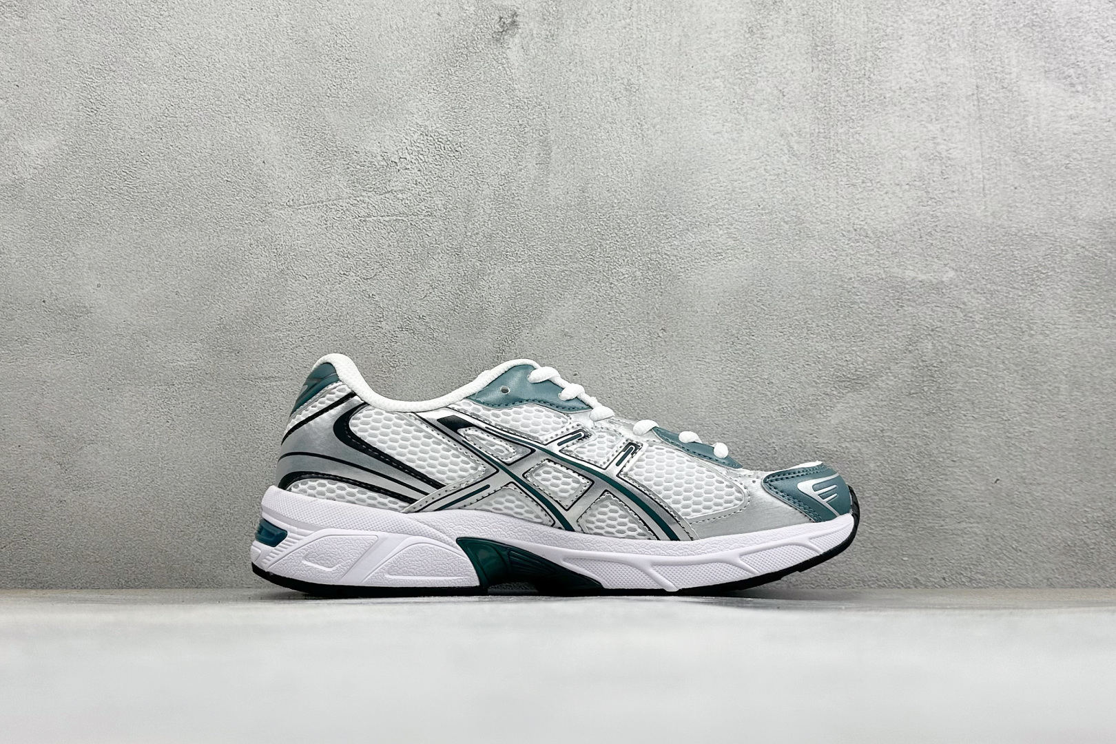福利特价 YD版ASICS GEL-1130 亚瑟士复古减震透气运动休闲跑鞋 货号: 1201A256-121 