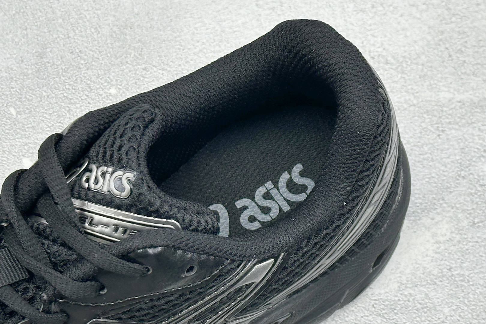 福利特价 YD版ASICS GEL-1130 亚瑟士复古减震透气运动休闲跑鞋 货号: 1201A256-002 
