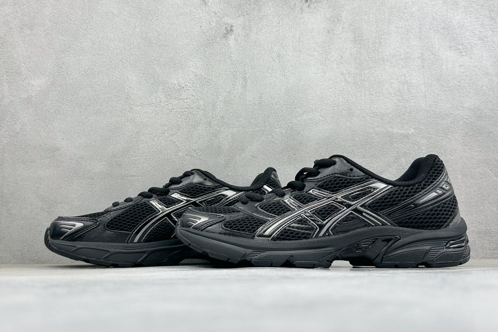 福利特价 YD版ASICS GEL-1130 亚瑟士复古减震透气运动休闲跑鞋 货号: 1201A256-002 