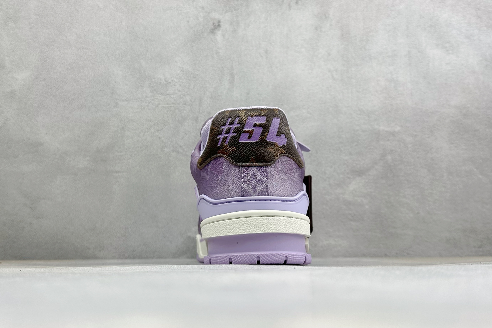 Louis Vuitton 路易威登 LV Trainer 低帮休闲板鞋 全新版本 原版购入 历时两个月调试开发打造 Z Louis Vuitton 路易威登 LV Trainer 低帮休闲板鞋 全新版本 原版购入 历时两个月调试开发打造 Z