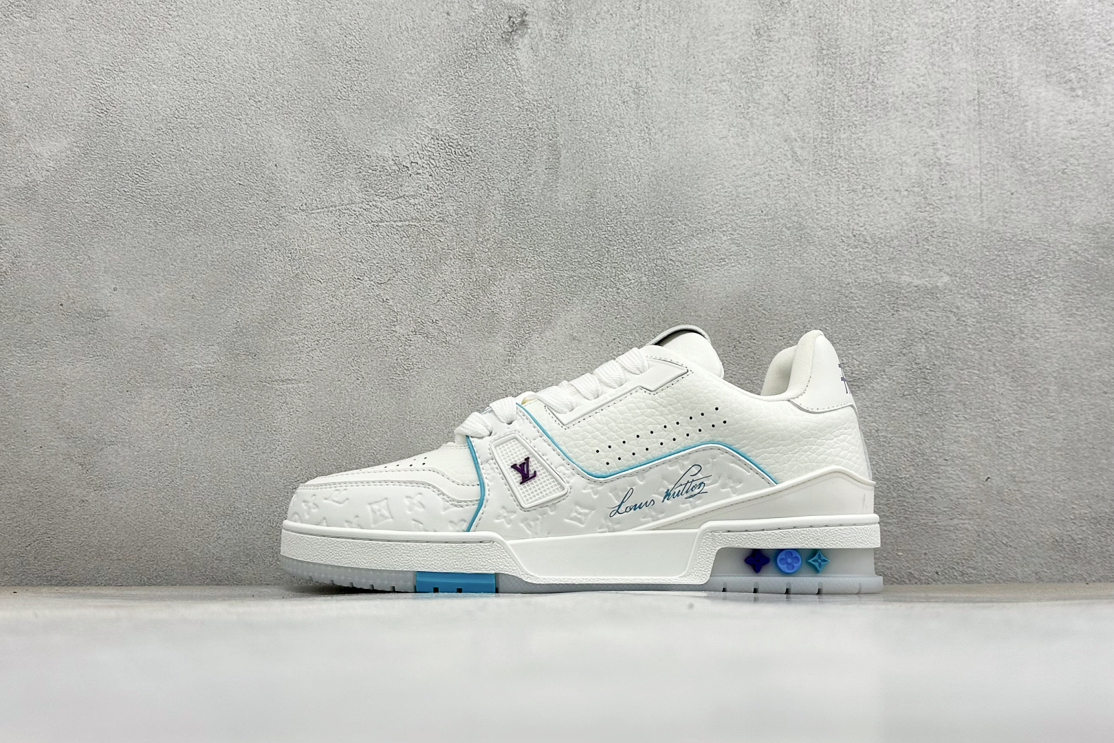Louis Vuitton 路易威登 LV Trainer 低帮休闲板鞋 全新版本 原版购入 历时两个月调试开发打造 Z