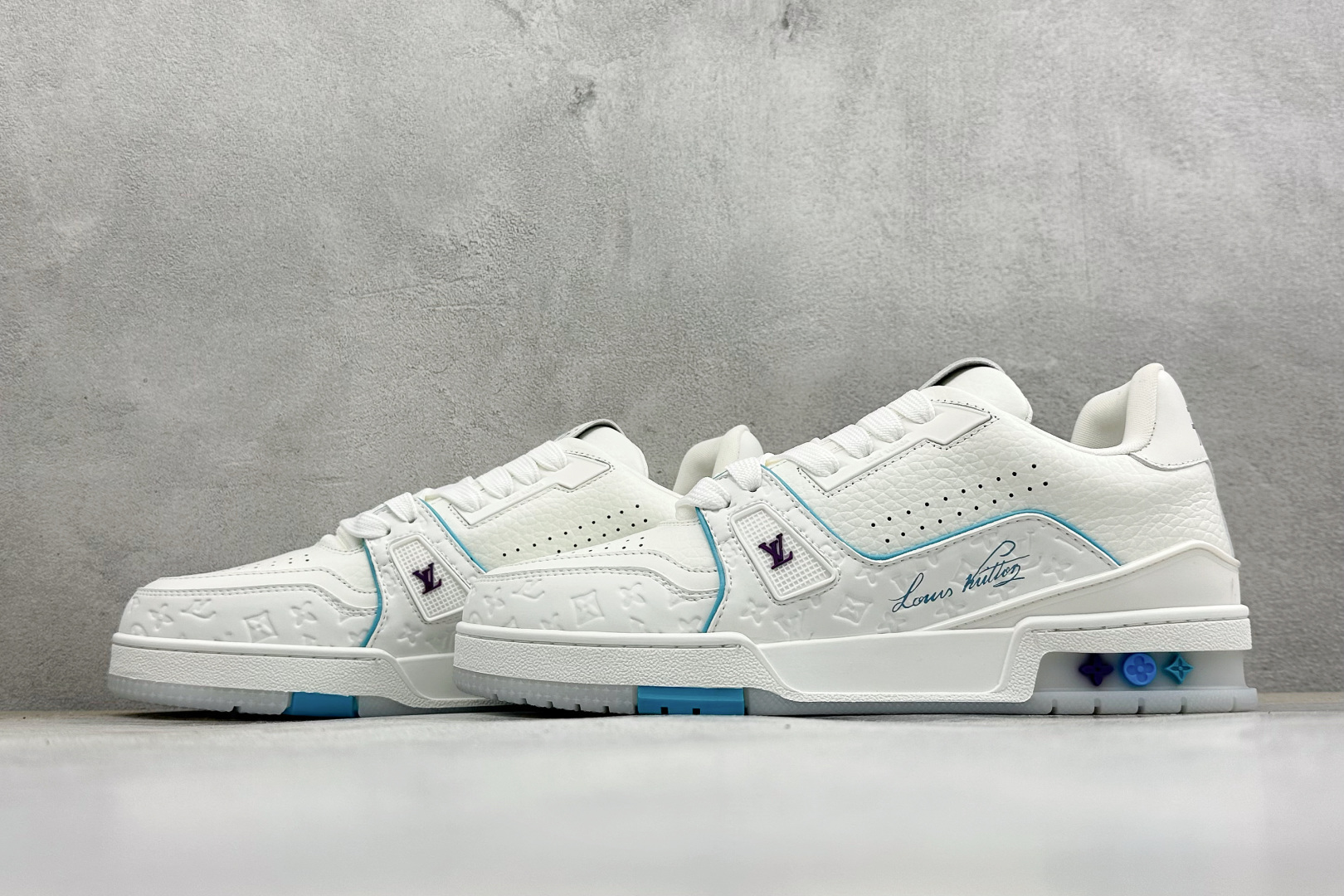 Louis Vuitton 路易威登 LV Trainer 低帮休闲板鞋 全新版本 原版购入 历时两个月调试开发打造 Z Louis Vuitton 路易威登 LV Trainer 低帮休闲板鞋 全新版本 原版购入 历时两个月调试开发打造 Z