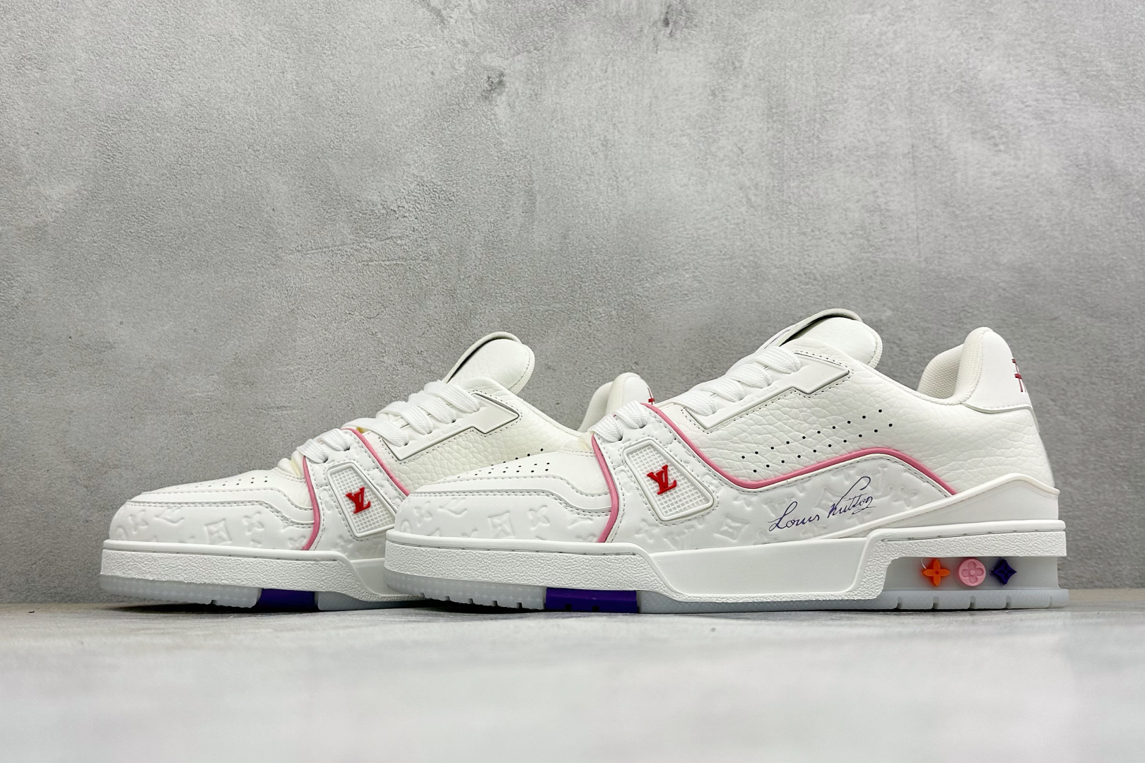 Louis Vuitton 路易威登 LV Trainer 低帮休闲板鞋 全新版本 原版购入 历时两个月调试开发打造 Z