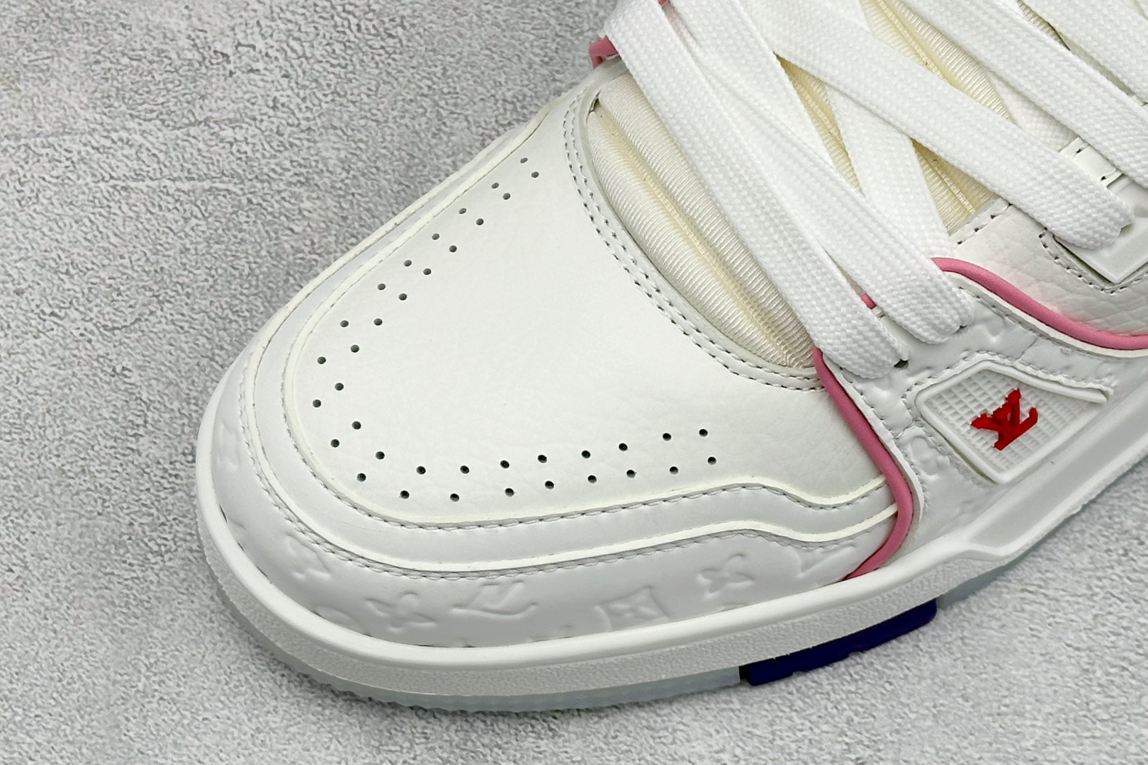 Louis Vuitton 路易威登 LV Trainer 低帮休闲板鞋 全新版本 原版购入 历时两个月调试开发打造 Z