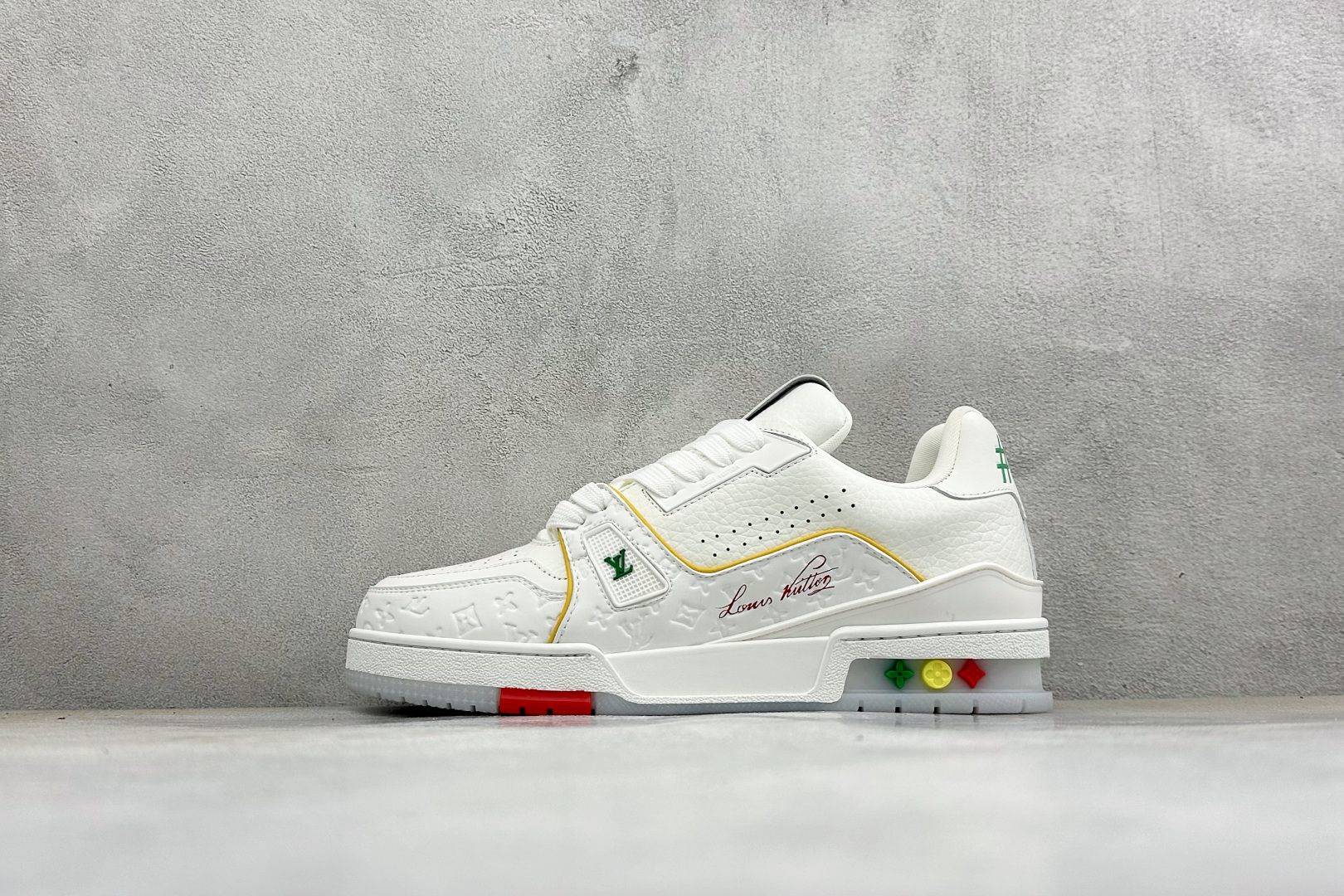 Louis Vuitton 路易威登 LV Trainer 低帮休闲板鞋 全新版本 原版购入 历时两个月调试开发打造 Z