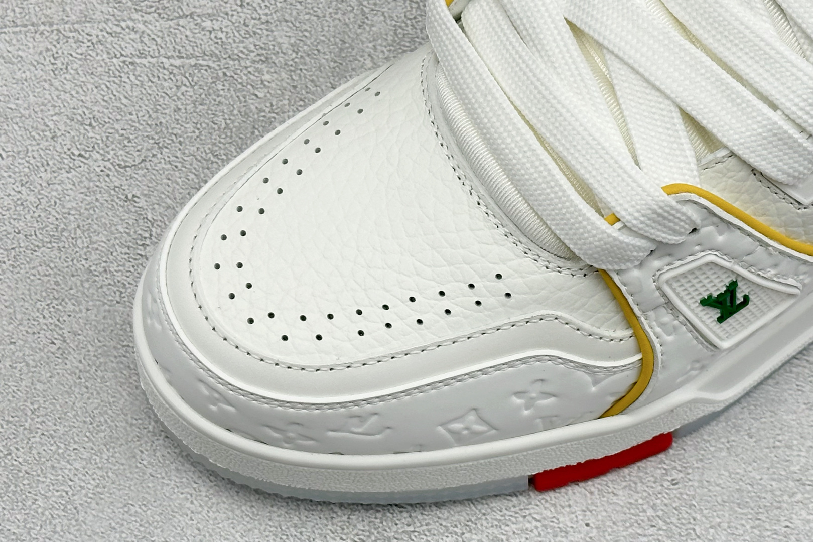 Louis Vuitton 路易威登 LV Trainer 低帮休闲板鞋 全新版本 原版购入 历时两个月调试开发打造 Z Louis Vuitton 路易威登 LV Trainer 低帮休闲板鞋 全新版本 原版购入 历时两个月调试开发打造 Z