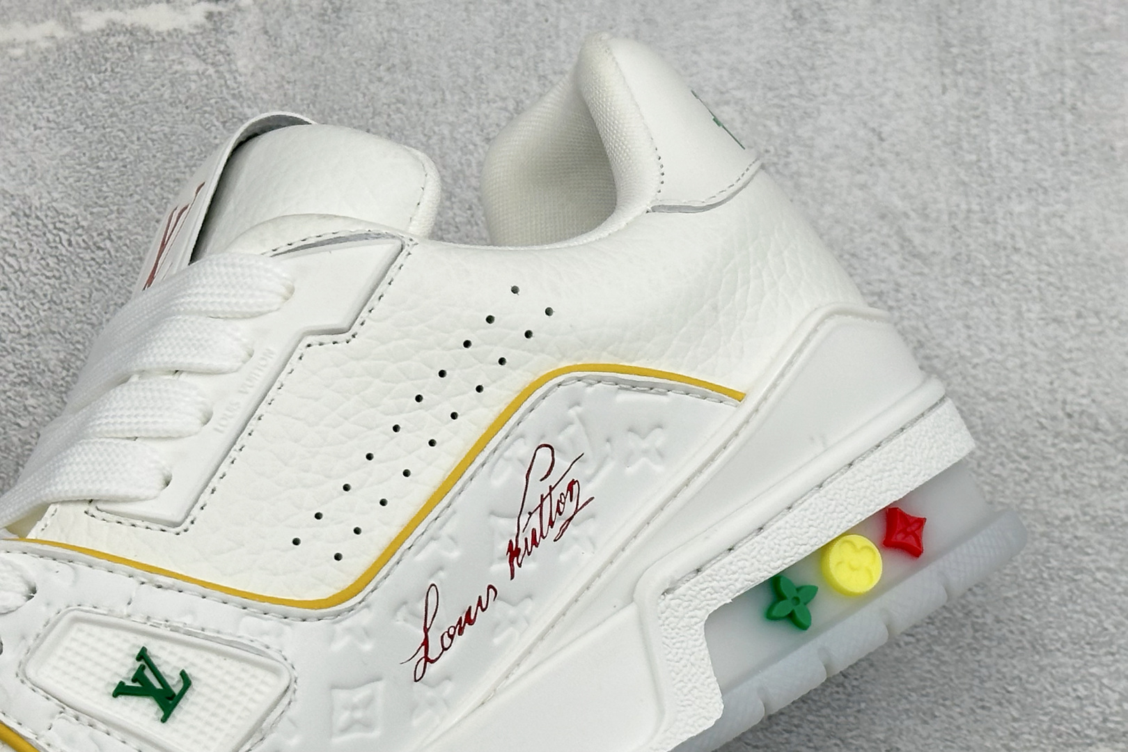 Louis Vuitton 路易威登 LV Trainer 低帮休闲板鞋 全新版本 原版购入 历时两个月调试开发打造 Z Louis Vuitton 路易威登 LV Trainer 低帮休闲板鞋 全新版本 原版购入 历时两个月调试开发打造 Z
