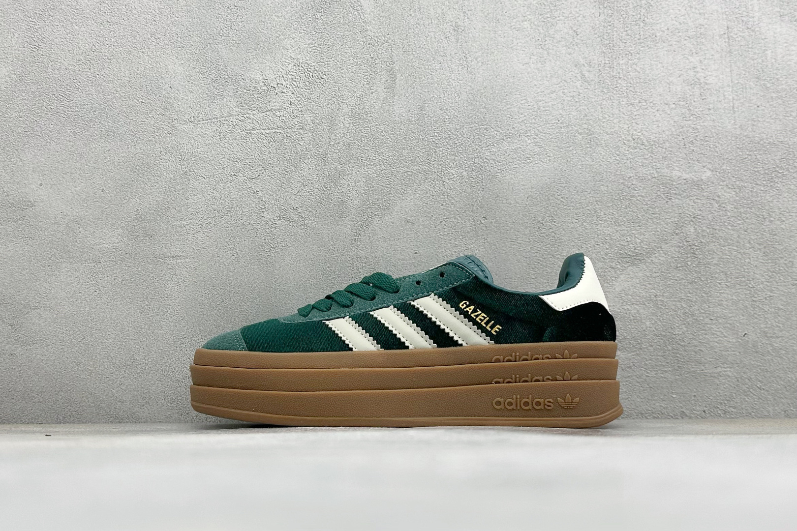 福利特价 Adidas Originals Gazelle Bold 三叶草厚底休闲防滑耐磨低帮板鞋 #原厂原数据版型 