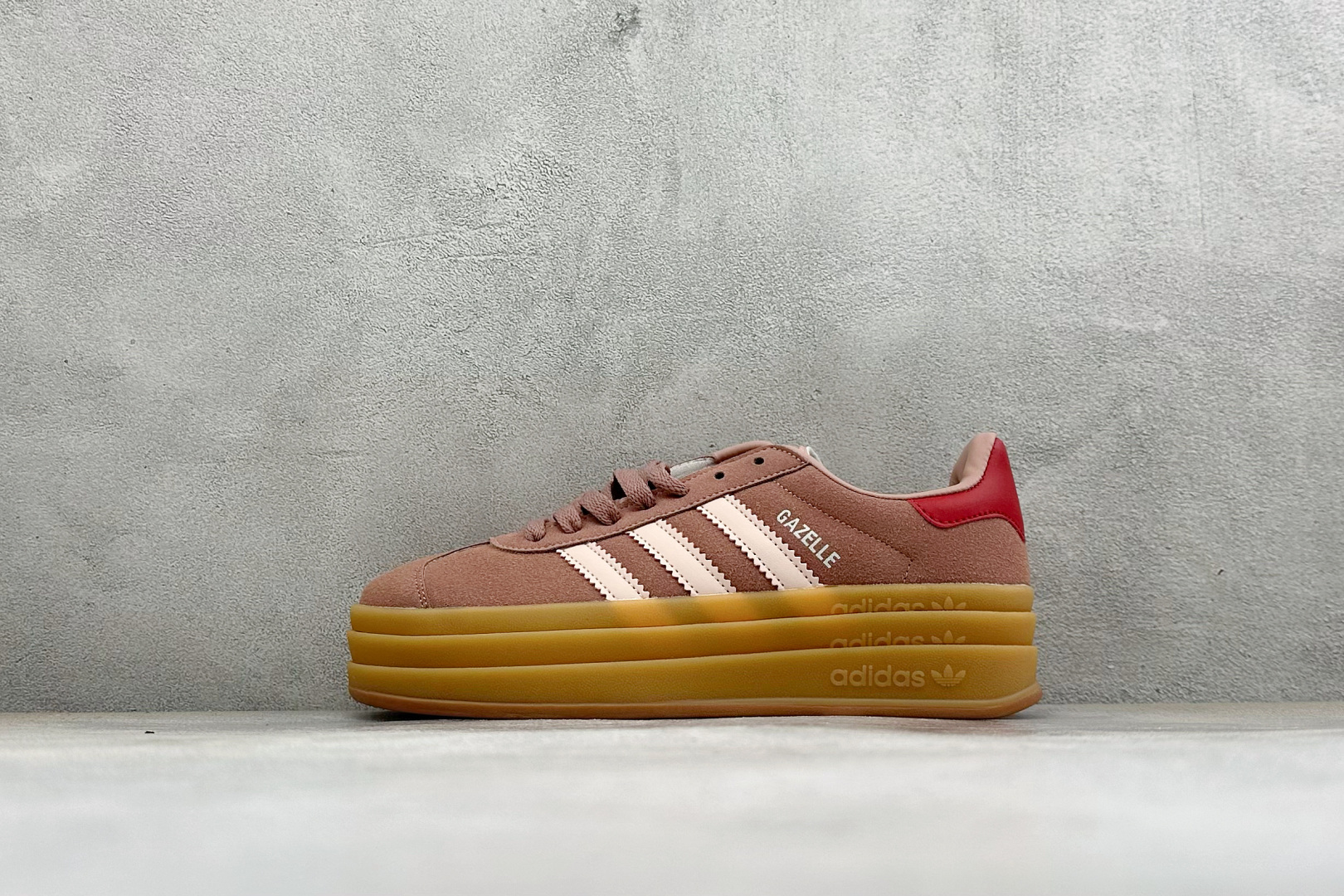 福利特价 Adidas Originals Gazelle Bold 三叶草厚底休闲防滑耐磨低帮板鞋 #原厂原数据版型 