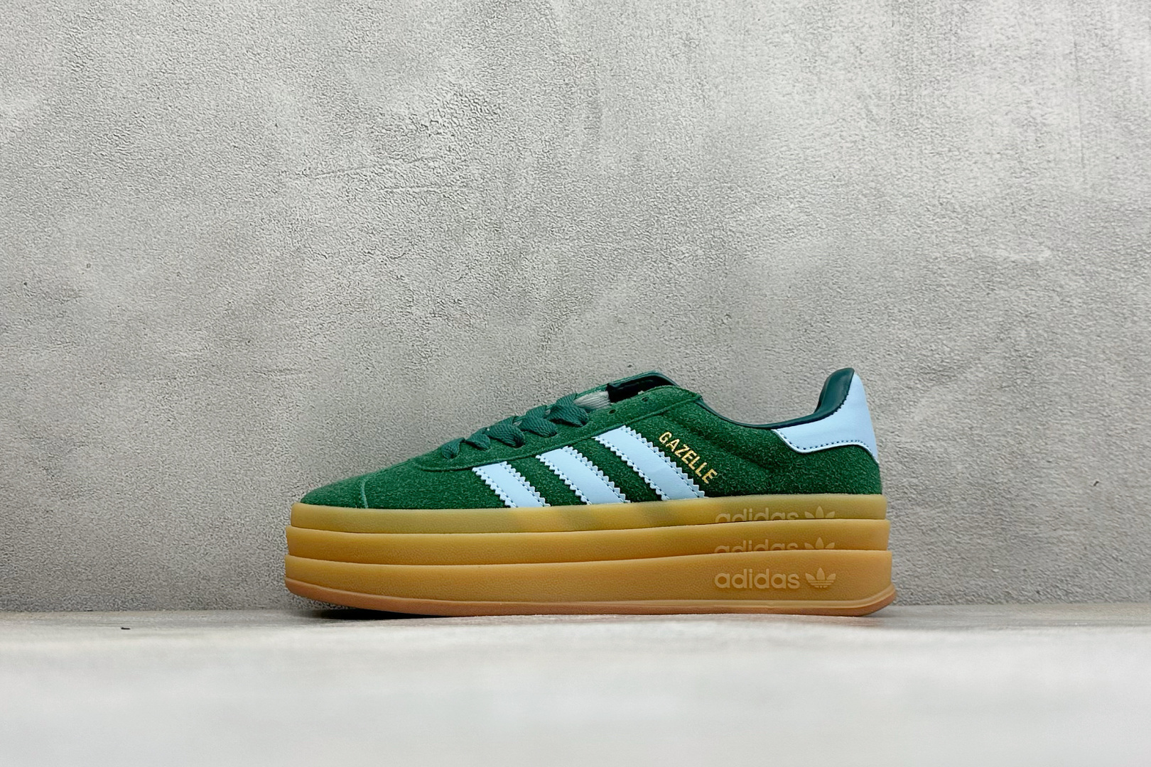 福利特价 Adidas Originals Gazelle Bold 三叶草厚底休闲防滑耐磨低帮板鞋 #原厂原数据版型 