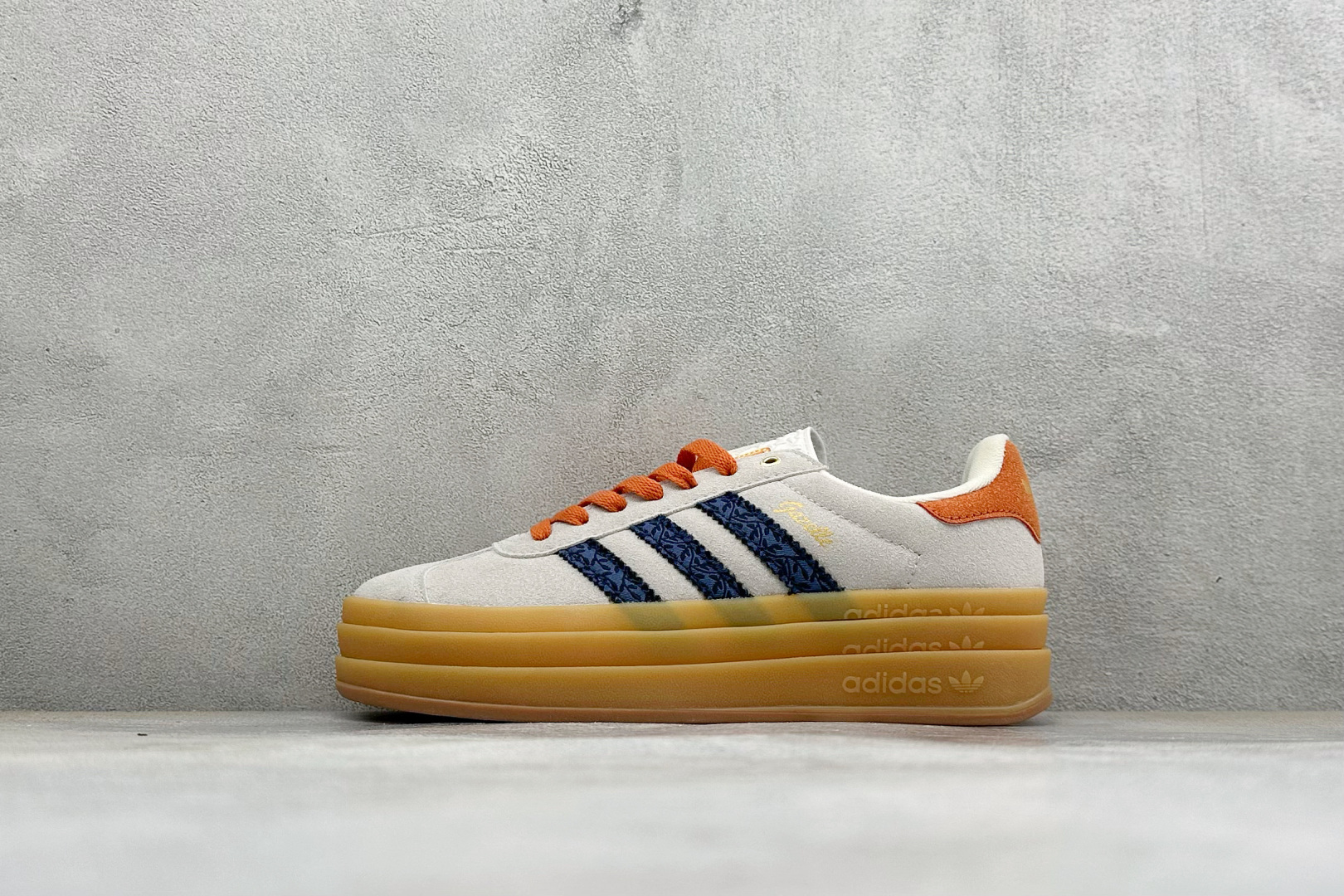 福利特价 Adidas Originals Gazelle Bold 三叶草厚底休闲防滑耐磨低帮板鞋 #原厂原数据版型 
