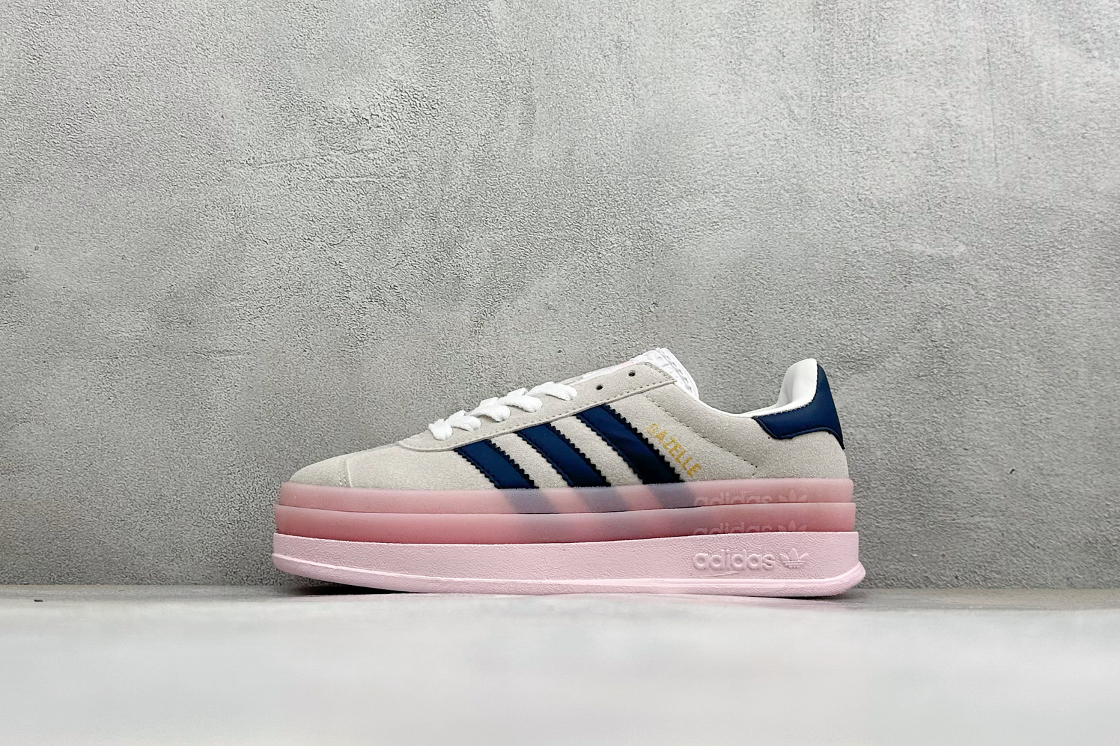 福利特价 Adidas Originals Gazelle Bold 三叶草厚底休闲防滑耐磨低帮板鞋 #原厂原数据版型 