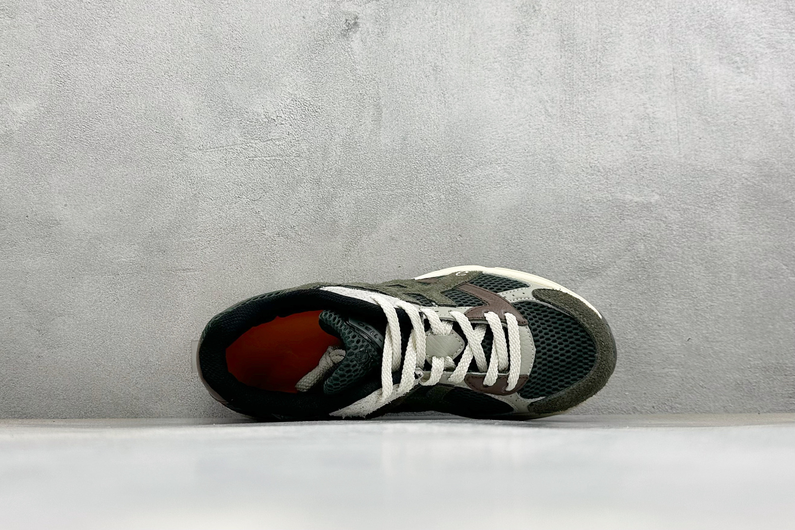 福利特价 YD版ASICS GEL-1130 亚瑟士复古减震透气运动休闲跑鞋 货号: 1201A924-300 