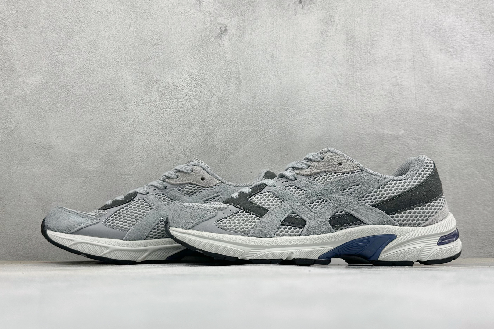 福利特价 YD版ASICS GEL-1130 亚瑟士复古减震透气运动休闲跑鞋 货号: 1203A609-101 