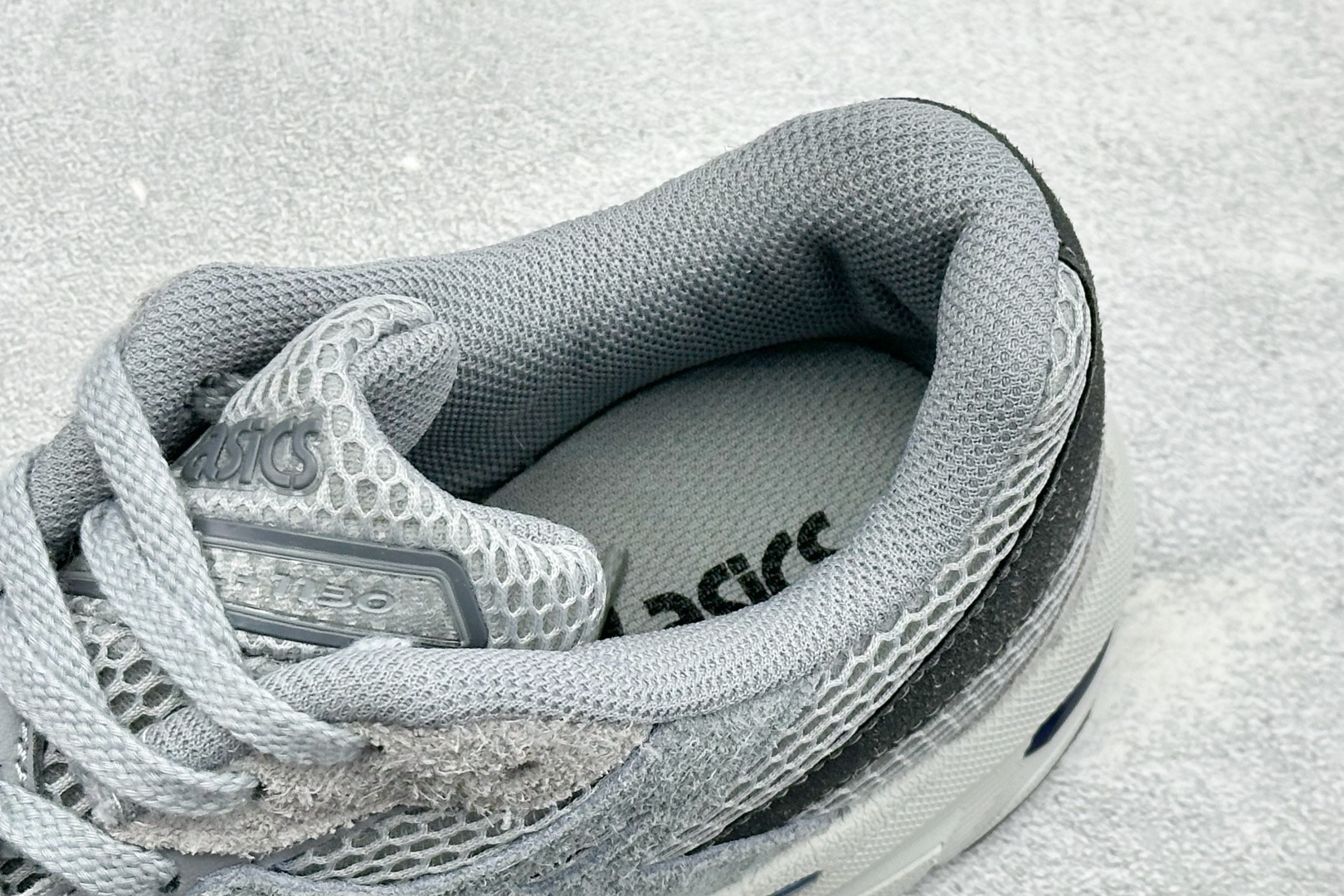 福利特价 YD版ASICS GEL-1130 亚瑟士复古减震透气运动休闲跑鞋 货号: 1203A609-101 