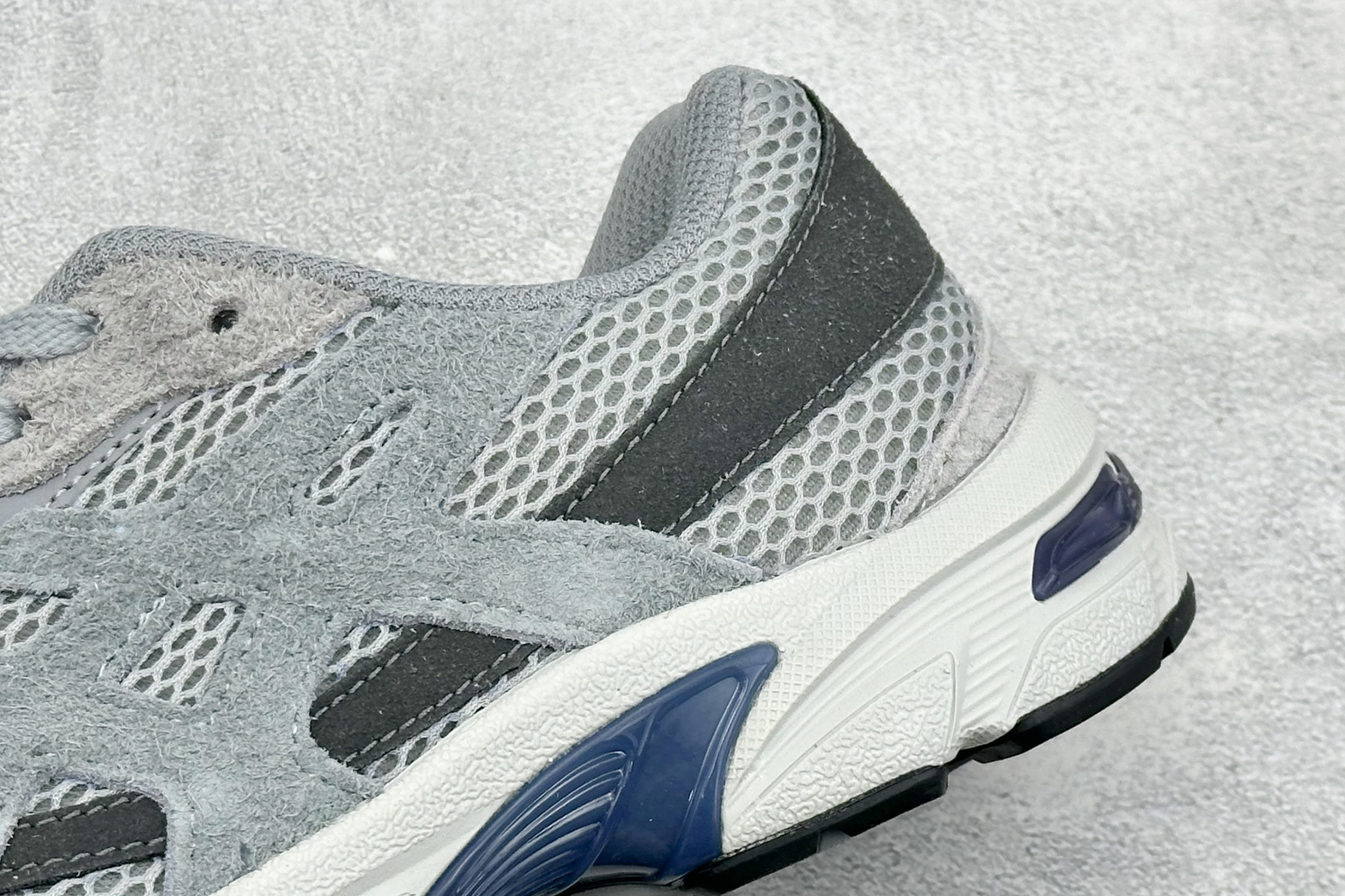 福利特价 YD版ASICS GEL-1130 亚瑟士复古减震透气运动休闲跑鞋 货号: 1203A609-101 