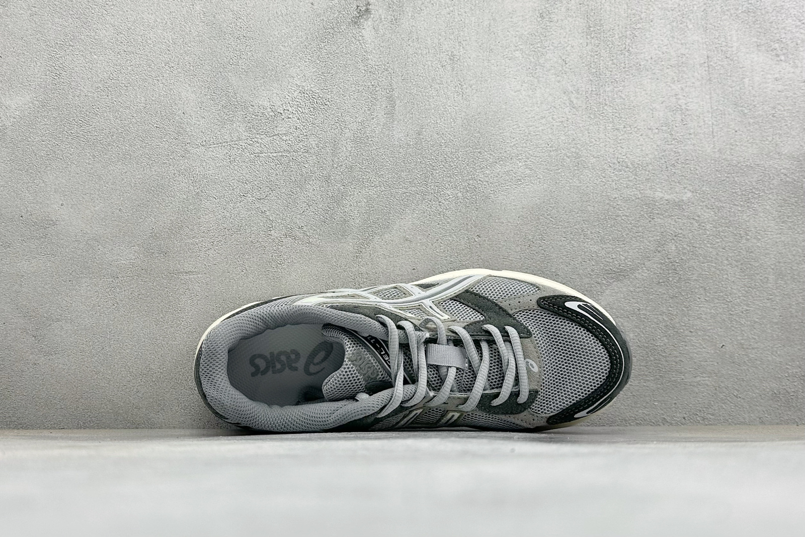 福利特价 YD版ASICS GEL-1130 亚瑟士复古减震透气运动休闲跑鞋 货号: 1203A609-020 