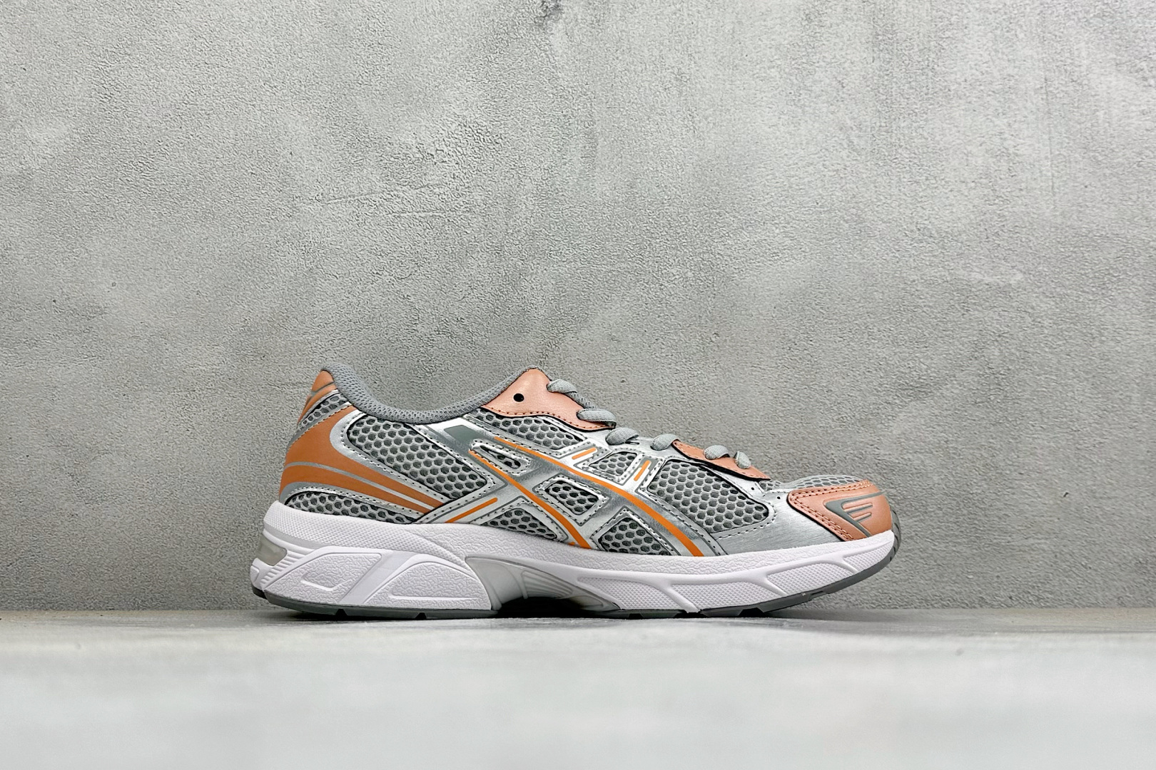 福利特价 YD版ASICS GEL-1130 亚瑟士复古减震透气运动休闲跑鞋 货号: 1203A609-020 