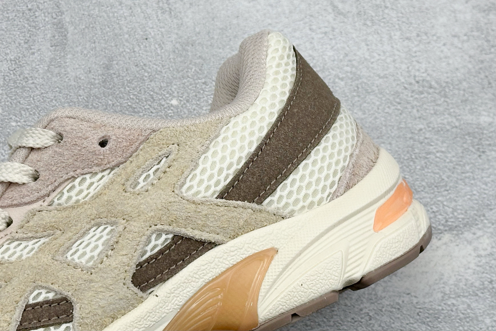 福利特价 YD版ASICS GEL-1130 亚瑟士复古减震透气运动休闲跑鞋 货号: 1201A982-200 