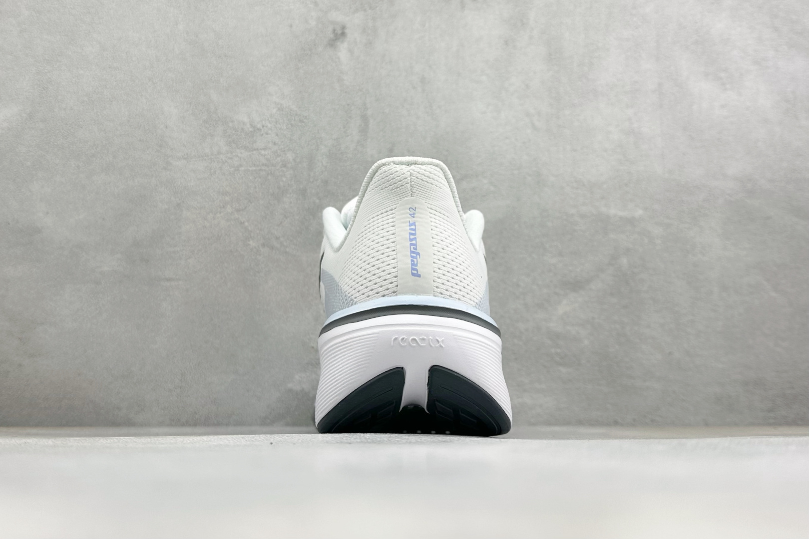 XM版NK Air Zoom Pegasus 42代 耐磨防滑运动跑步鞋 高端零售专供 内置Zoom气垫 鞋盒钢印 原厂