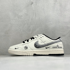 福利特价 Nike Dunk Low Retro 联名 周年高端定制 低帮休闲板鞋 #定制鞋盒 大厂纯原品质出货 超高清 福利特价 Nike Dunk Low Retro 联名 周年高端定制 低帮休闲板鞋 #定制鞋盒 大厂纯原品质出货 超高清