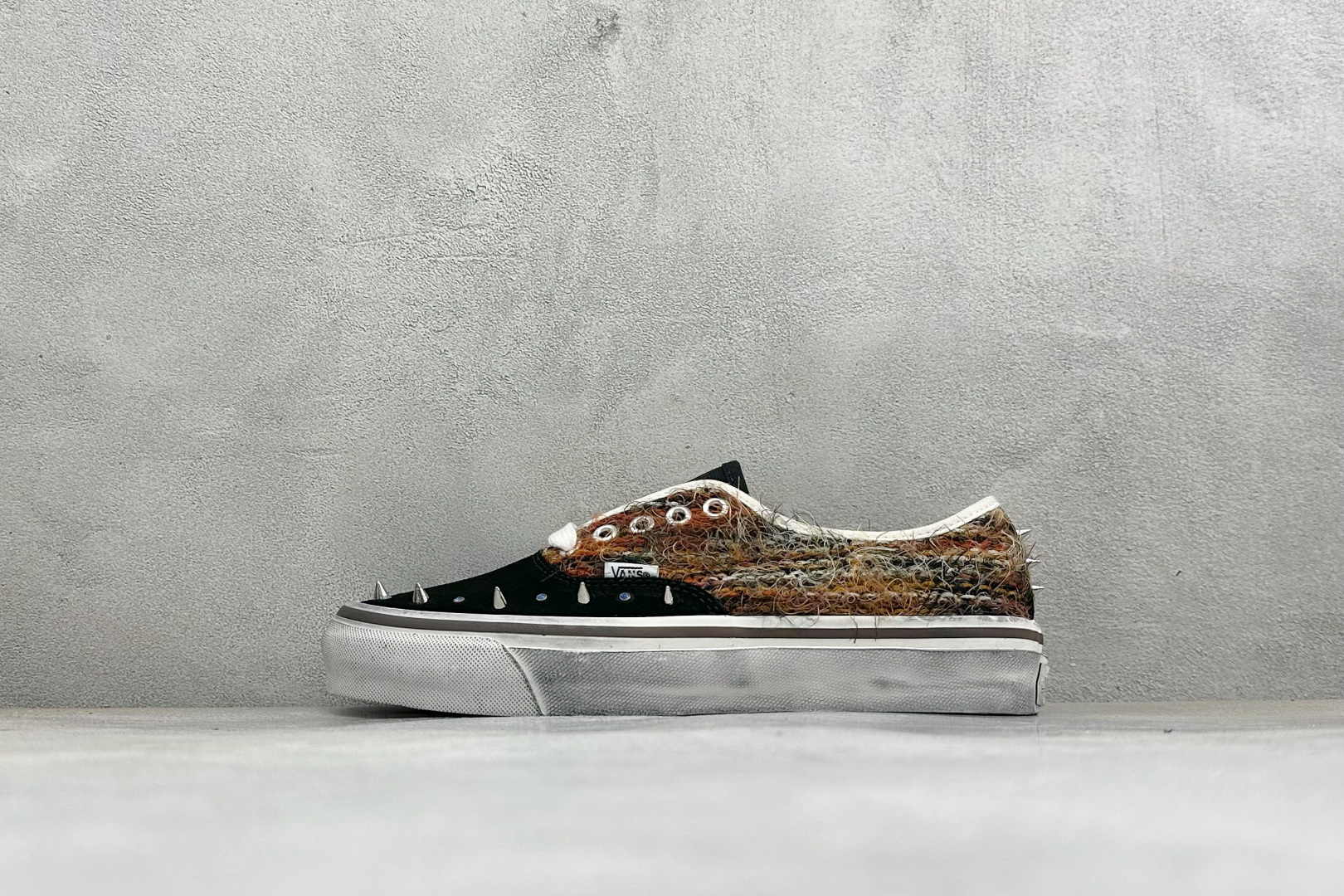 Vans Premium Authentic 44 马海毛拼接 明星cortis马丁同款 鞋面采用1:1麂皮拼接混色马海 Vans Premium Authentic 44 马海毛拼接 明星cortis马丁同款 鞋面采用1:1麂皮拼接混色马海