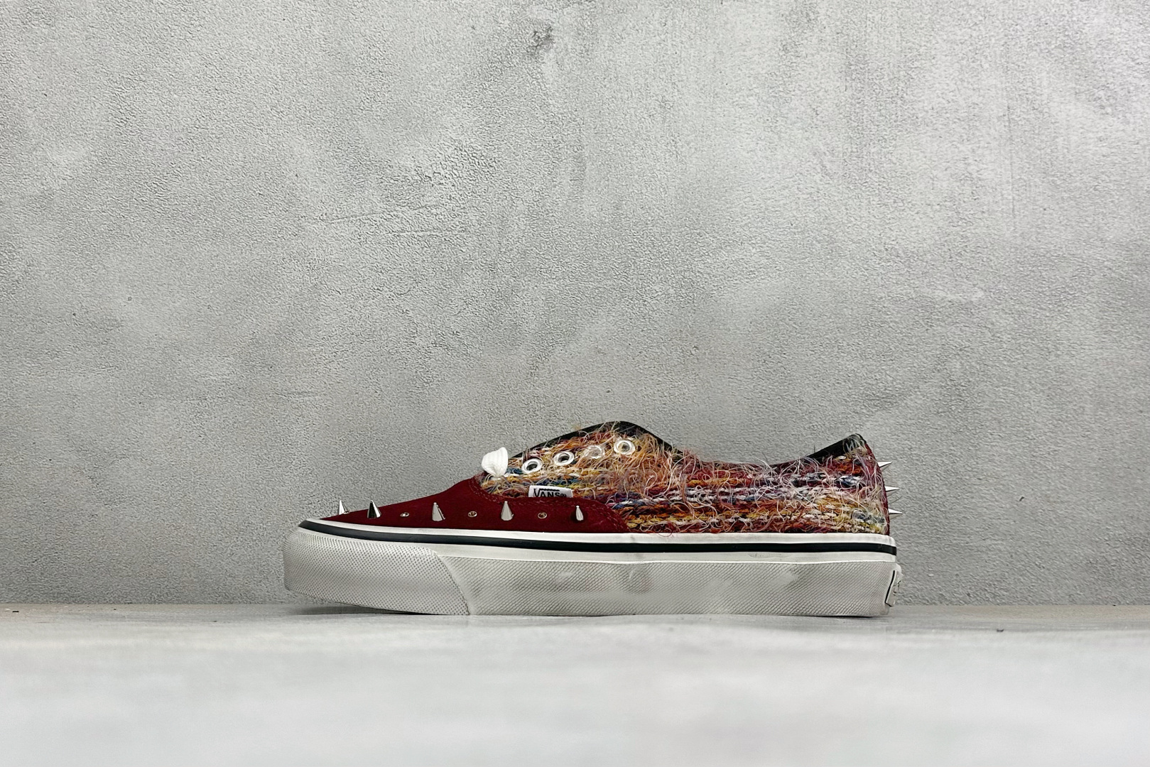 Vans Premium Authentic 44 马海毛拼接 明星cortis马丁同款 鞋面采用1:1麂皮拼接混色马海