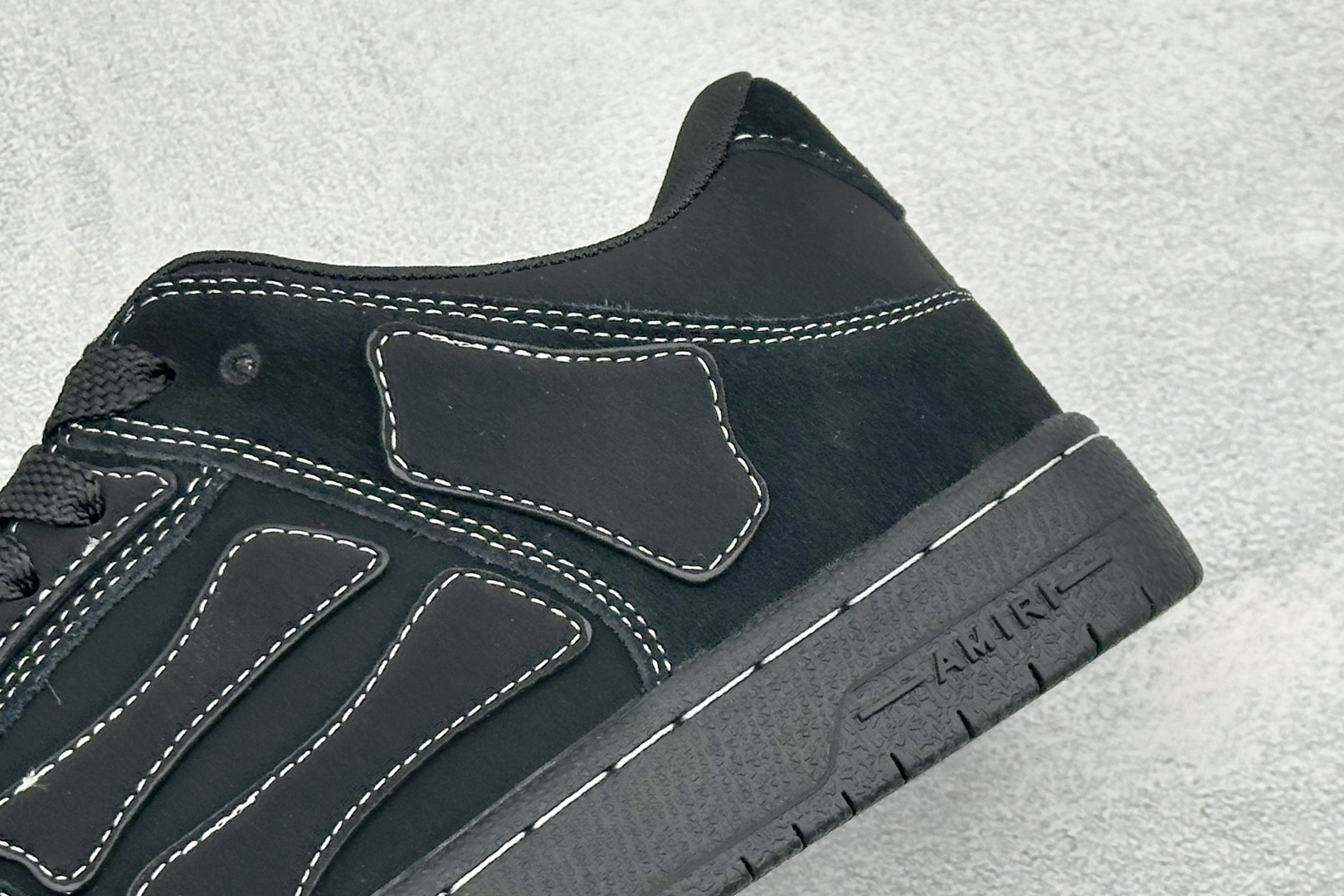 AMIRI Skeleton High 骨骼鞋-Skel toPSneakers低帮 洛杉矶街头之王 高奢·埃米尔 原装 AMIRI Skeleton High 骨骼鞋-Skel toPSneakers低帮 洛杉矶街头之王 高奢·埃米尔 原装