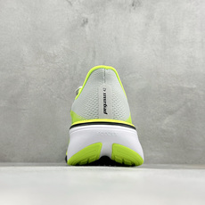 Nike Air Zoom Pegasus 42 耐克网面透气轻便跑鞋 货号:IB1873-008 尺码:39 40 4 Nike Air Zoom Pegasus 42 耐克网面透气轻便跑鞋 货号:IB1873-008 尺码:39 40 4