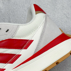 Adidas Futro Coupe 阿迪达斯 织物网面 舒适百搭 防滑耐磨回弹 低帮休闲运动鞋 货号: KH6816 Adidas Futro Coupe 阿迪达斯 织物网面 舒适百搭 防滑耐磨回弹 低帮休闲运动鞋 货号: KH6816