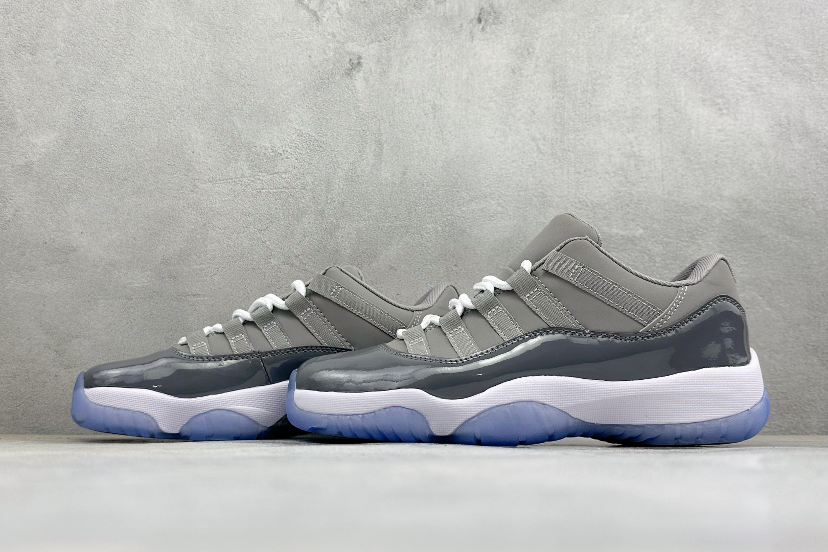 福利特价 Air Jordan AJ11 Retro 篮球鞋 原楦原档案数据开模打造 原厂中底拉帮钢印 原厂漆皮 防冻不
