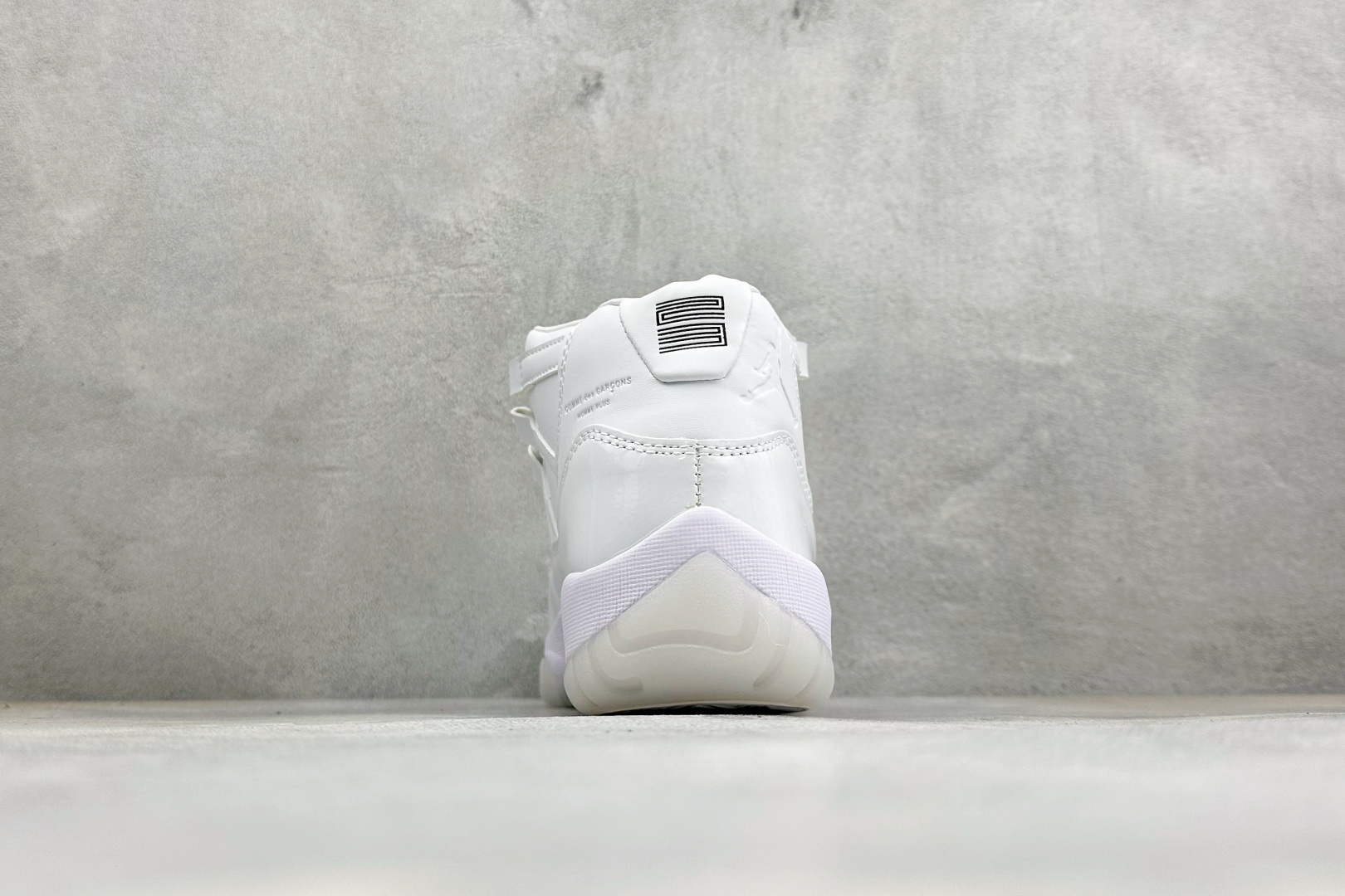 福利特价 Air Jordan AJ11 Retro 篮球鞋 原楦原档案数据开模打造 原厂中底拉帮钢印 原厂漆皮 防冻不