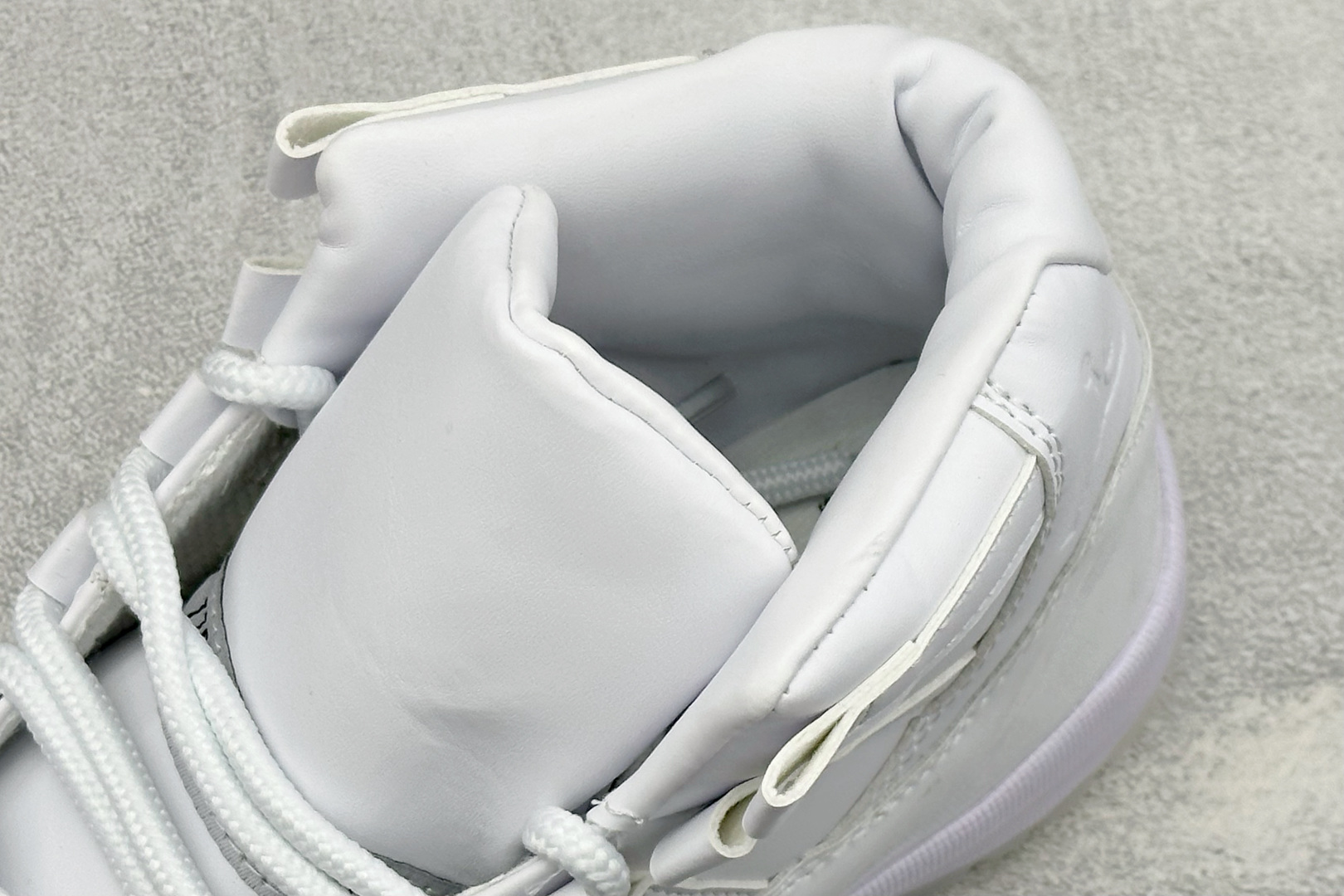 福利特价 Air Jordan AJ11 Retro 篮球鞋 原楦原档案数据开模打造 原厂中底拉帮钢印 原厂漆皮 防冻不