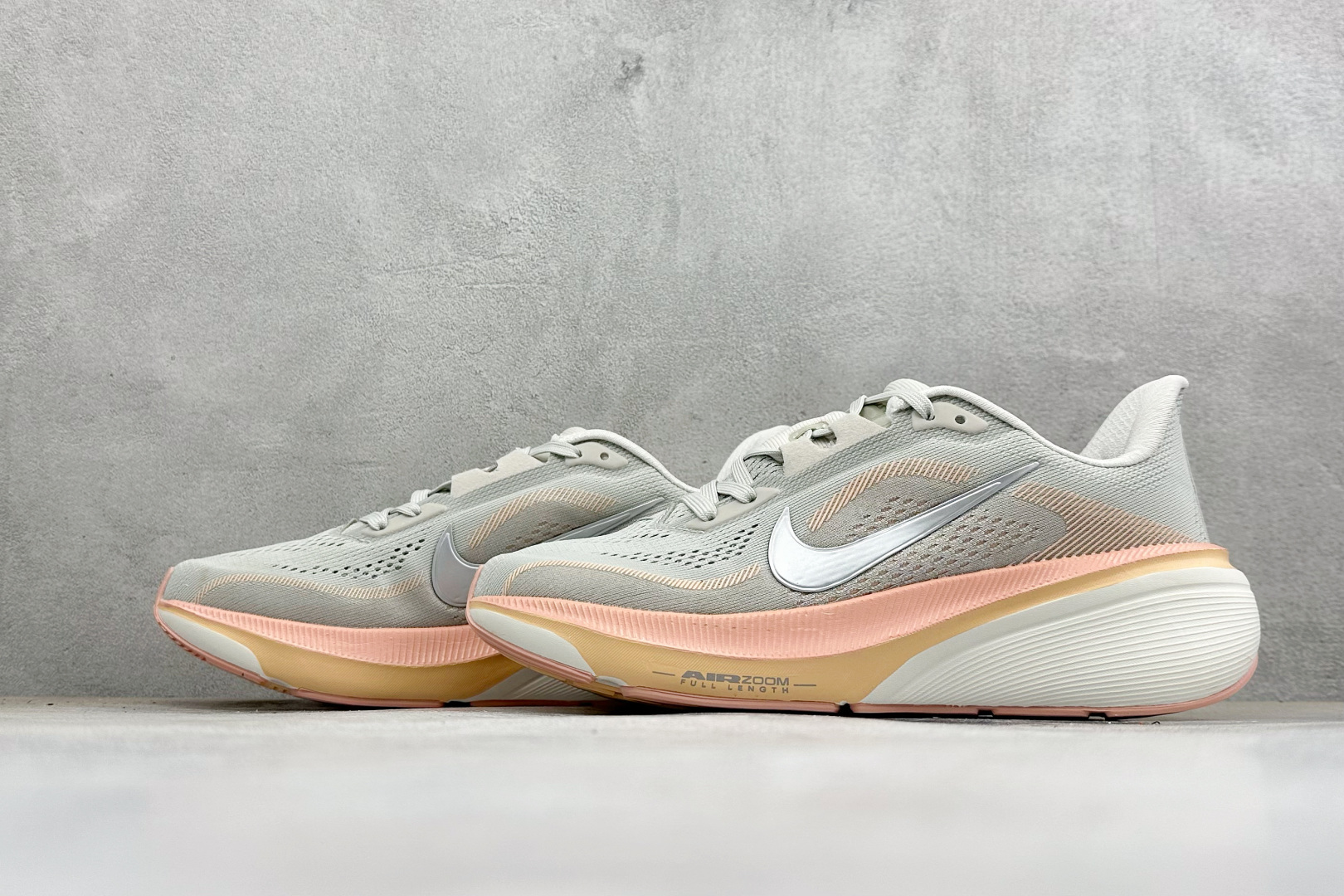 HY版Nike Air Zoom Pegasus 42 耐克网面透气轻便耐磨跑鞋 货号：IB1881-002 尺码：36