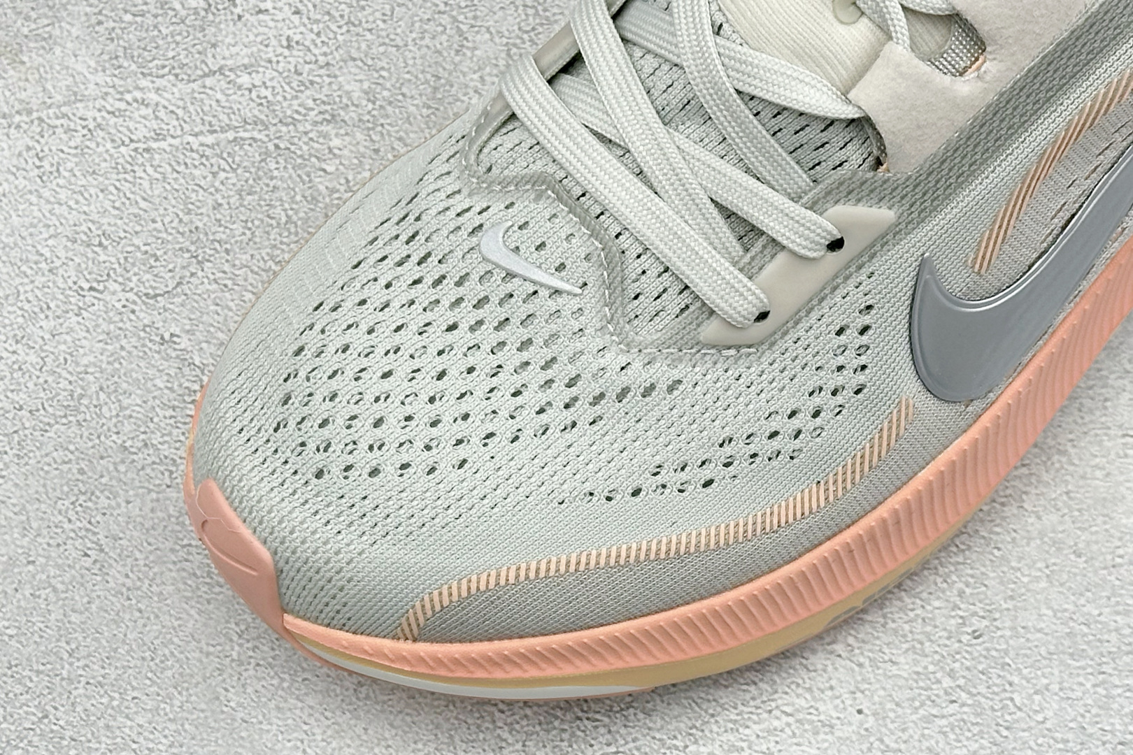 HY版Nike Air Zoom Pegasus 42 耐克网面透气轻便耐磨跑鞋 货号：IB1881-002 尺码：36