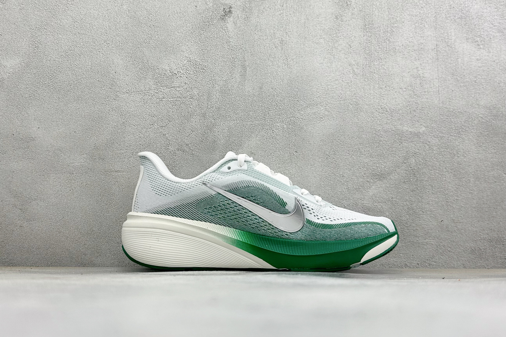HY版Nike Air Zoom Pegasus 42 耐克网面透气轻便耐磨跑鞋 货号：IB1881-100 尺码：36