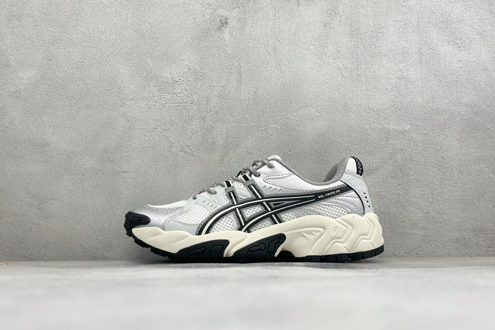 YD版Asics Gel-NANDI NR 亚瑟士运动休闲透气专业跑鞋 采用工程弹性双层再生针织密度鞋面材质 后跟3D可